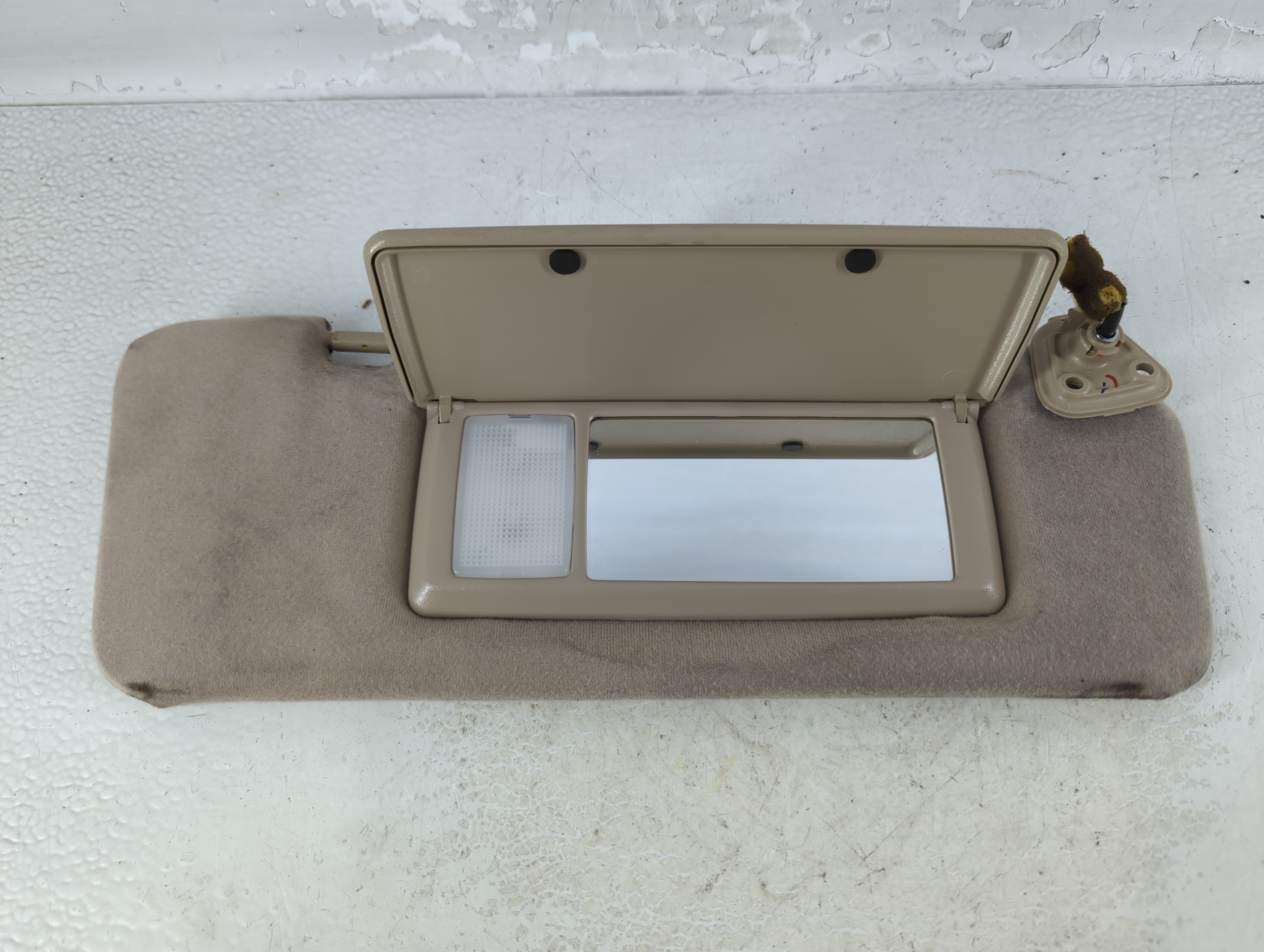 2000-2003 Toyota Solara Passenger Sun Visor Mirror Right Sunvisor 845367 - Oemusedautoparts1.com