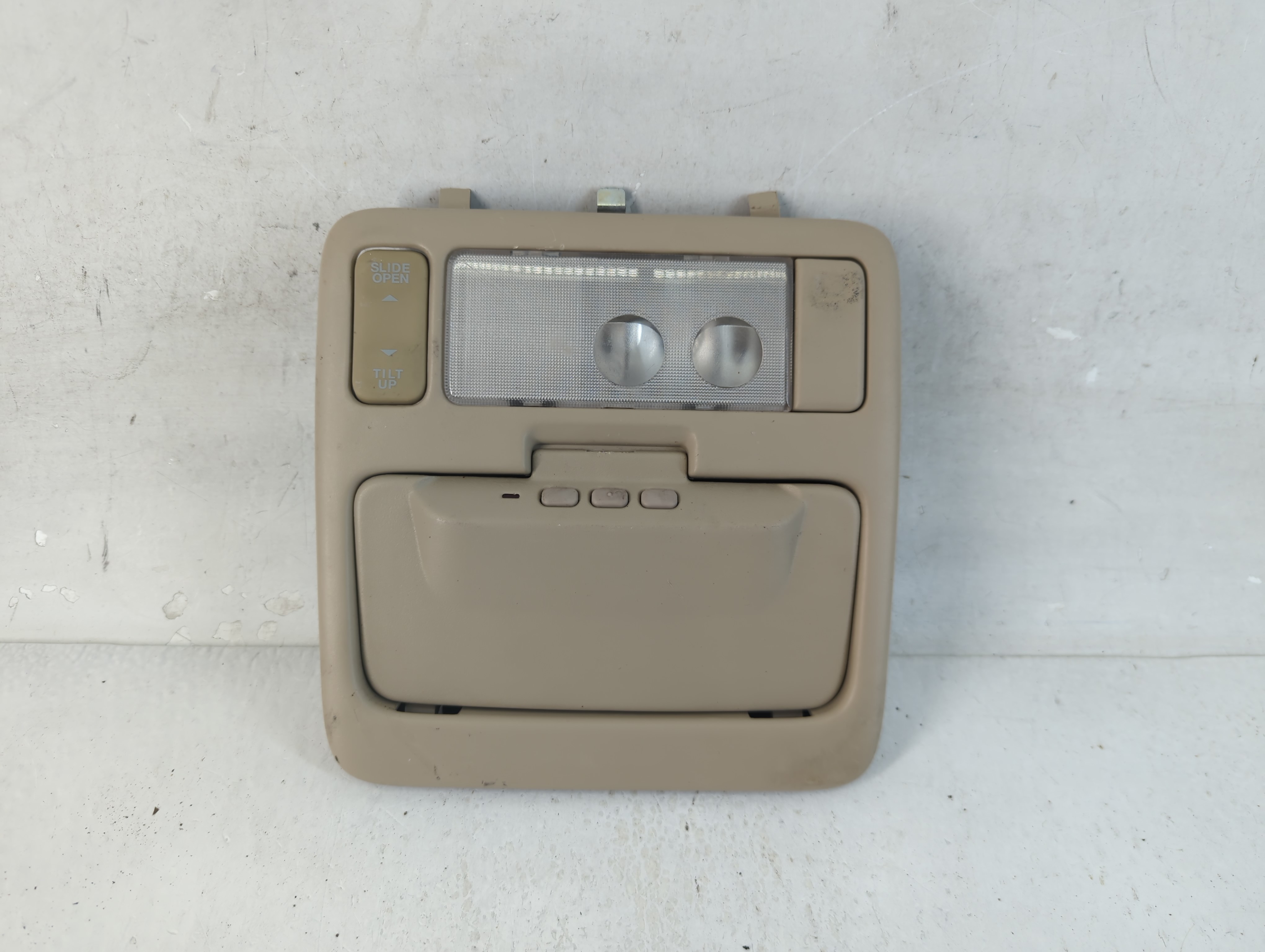 1999-2003 Toyota Solara Overhead Roof Console Interior Dome Light 845429 - Oemusedautoparts1.com