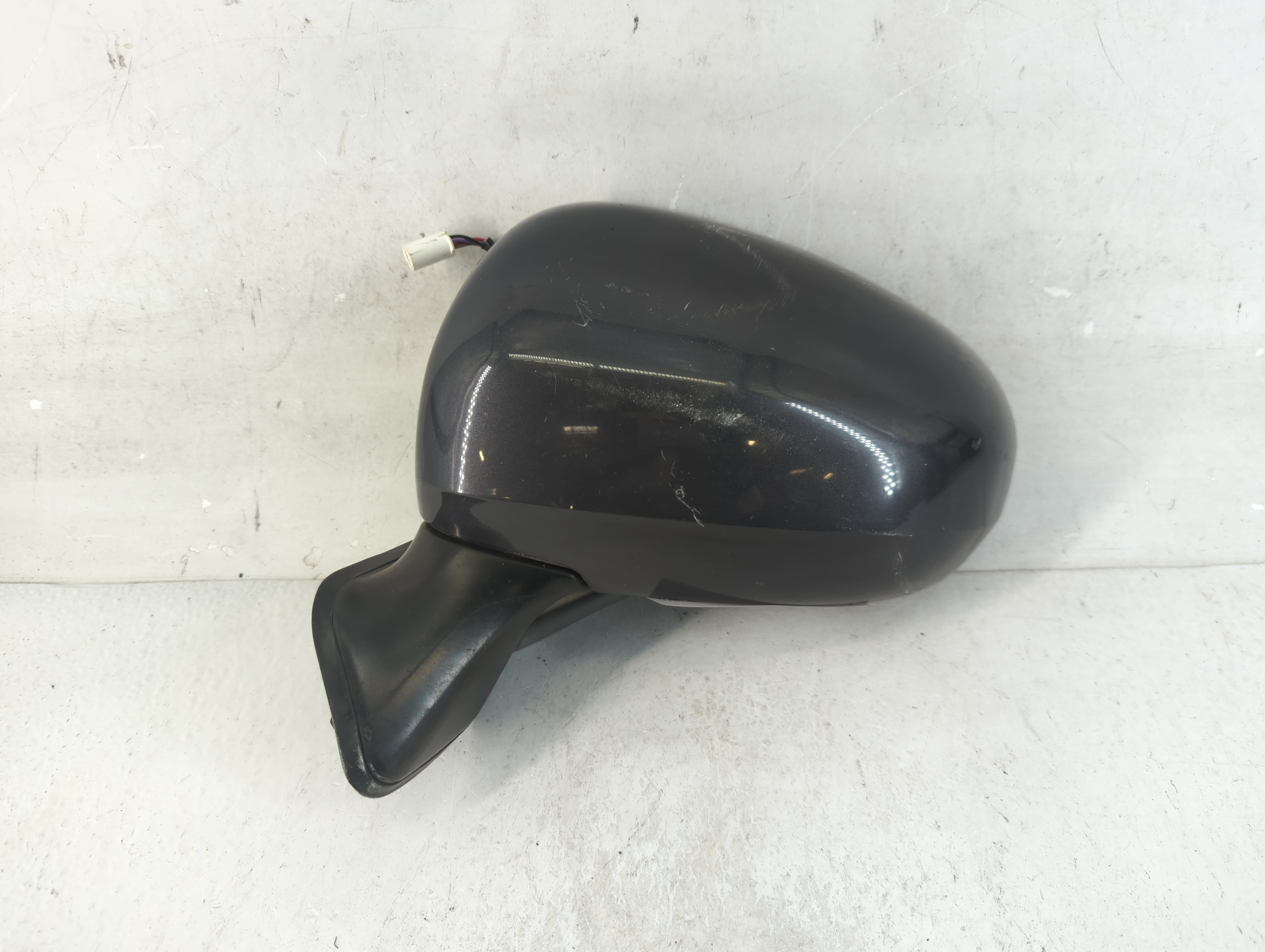 Picture of 2010-2015 Toyota Prius Driver Left Side View Manual Door Mirror Black 845433