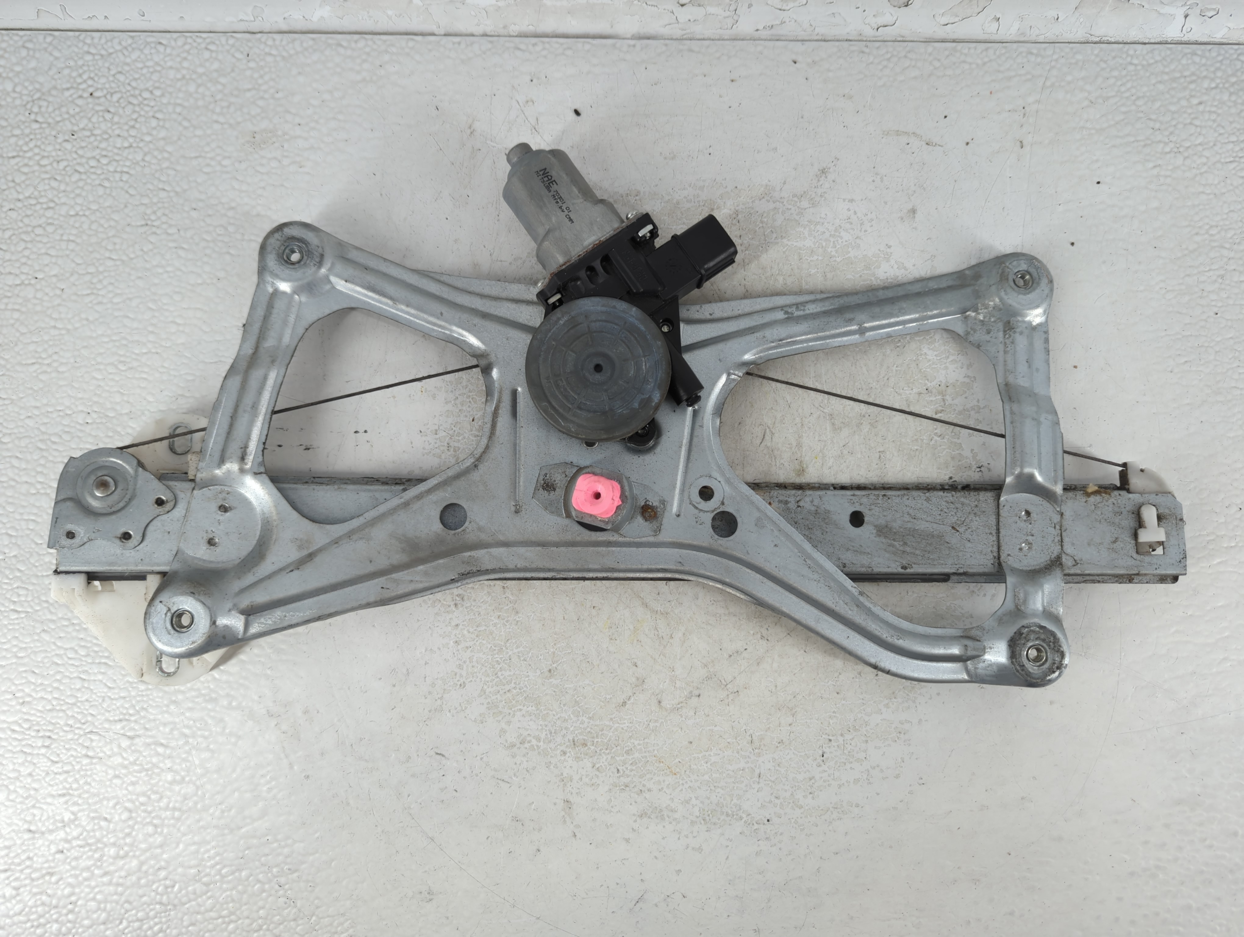 2006-2011 Honda Civic Driver Left Front Window Regulator 845524 - Oemusedautoparts1.com