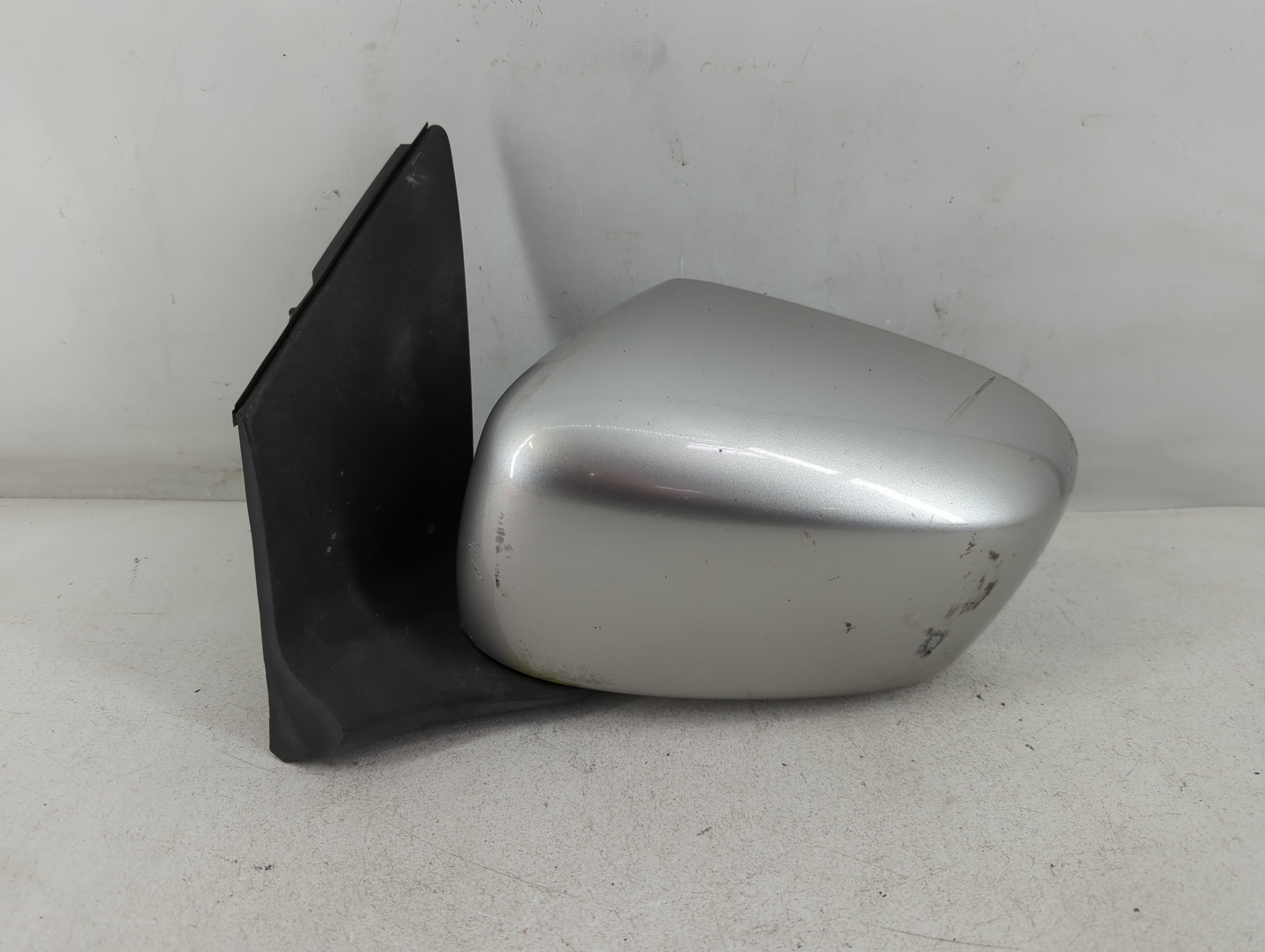 Picture of 2005-2010 Honda Odyssey Driver Left Side View Manual Door Mirror Grey 845712