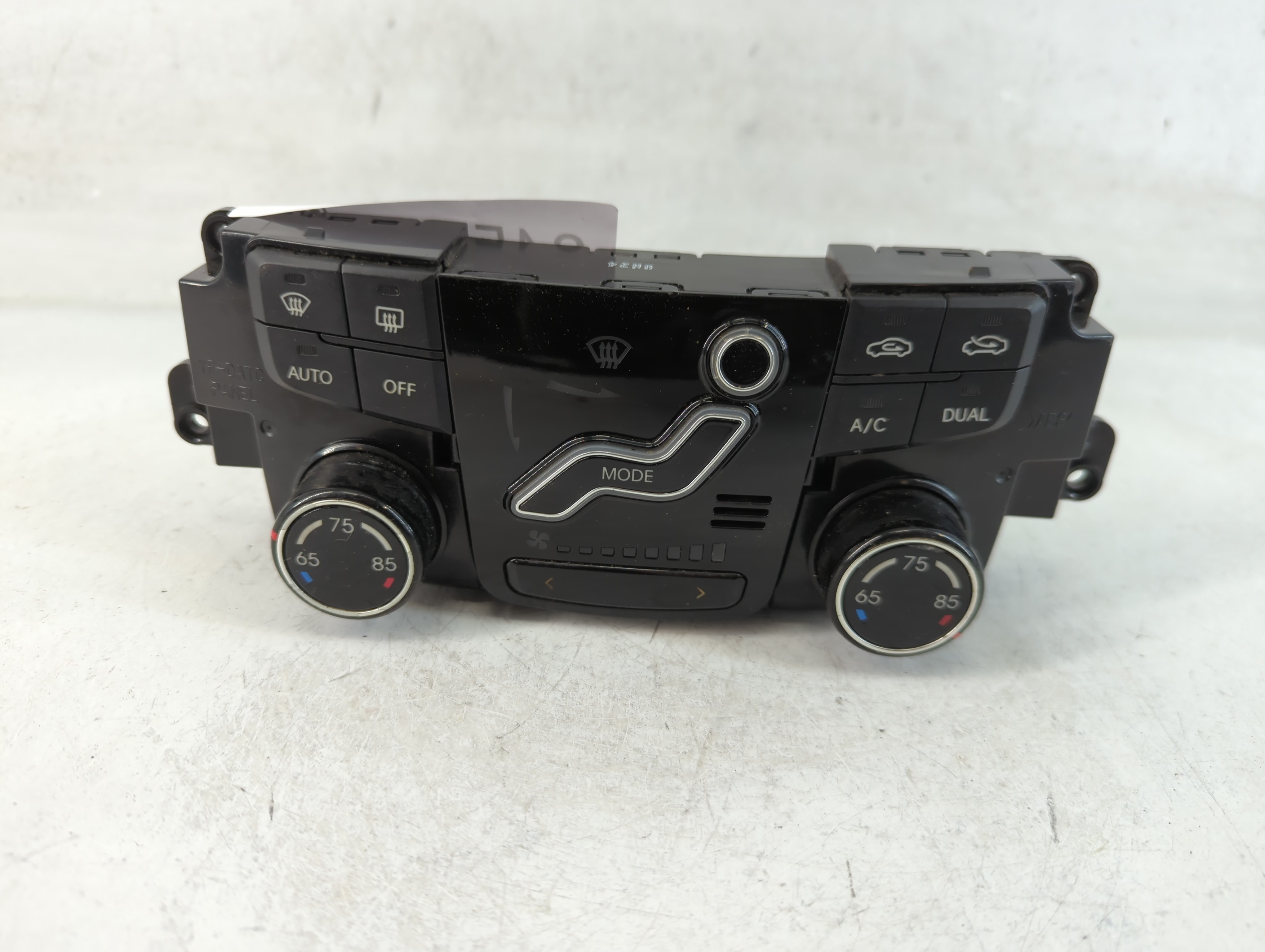 2011-2013 Hyundai Sonata Ac Heater Climate Control 97250-3q201 845789 - Oemusedautoparts1.com