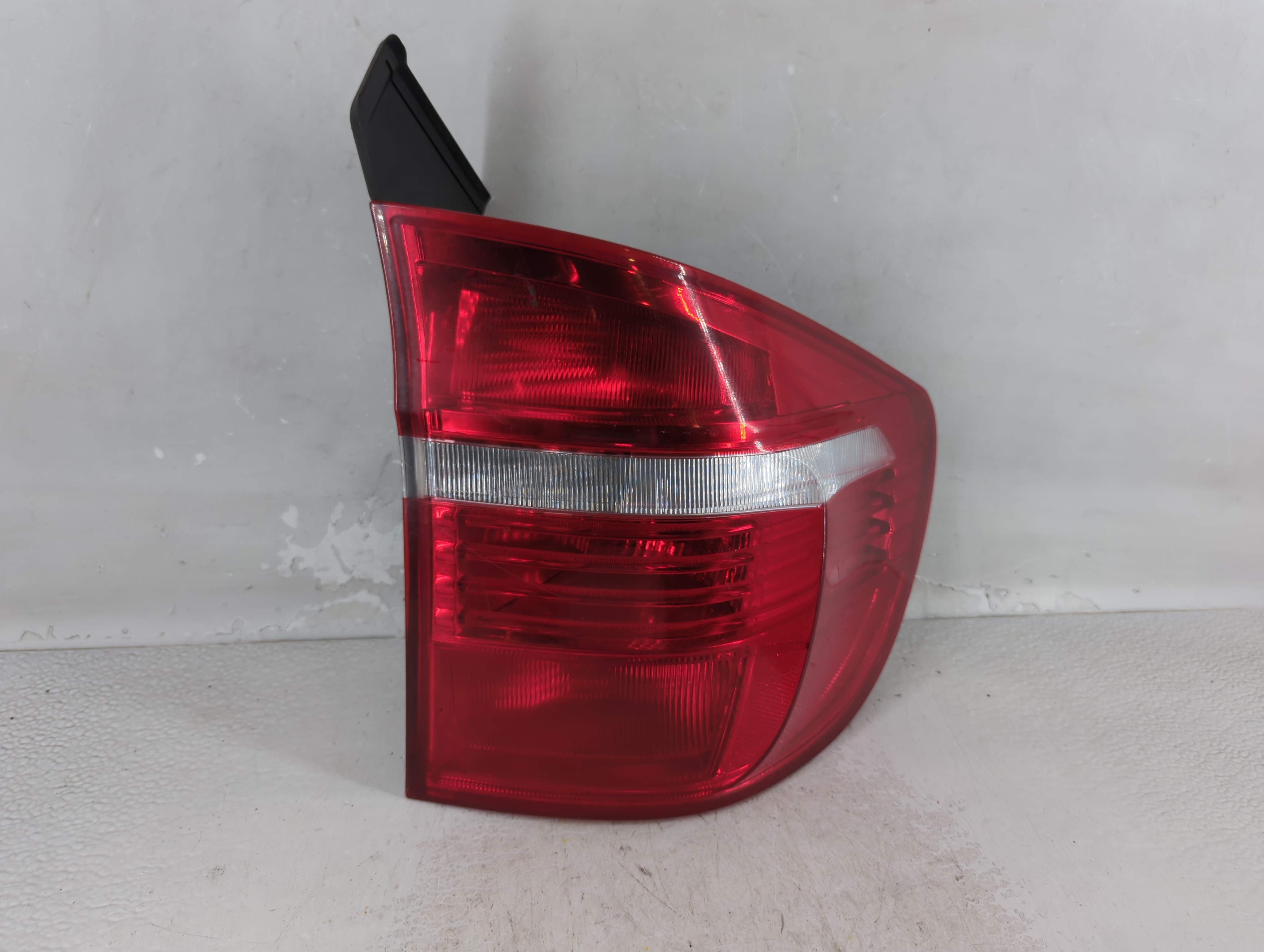 2002 Chevrolet Trailblazer Passenger Right Side Tail Light Taillight Oem 845805 - Oemusedautoparts1.com