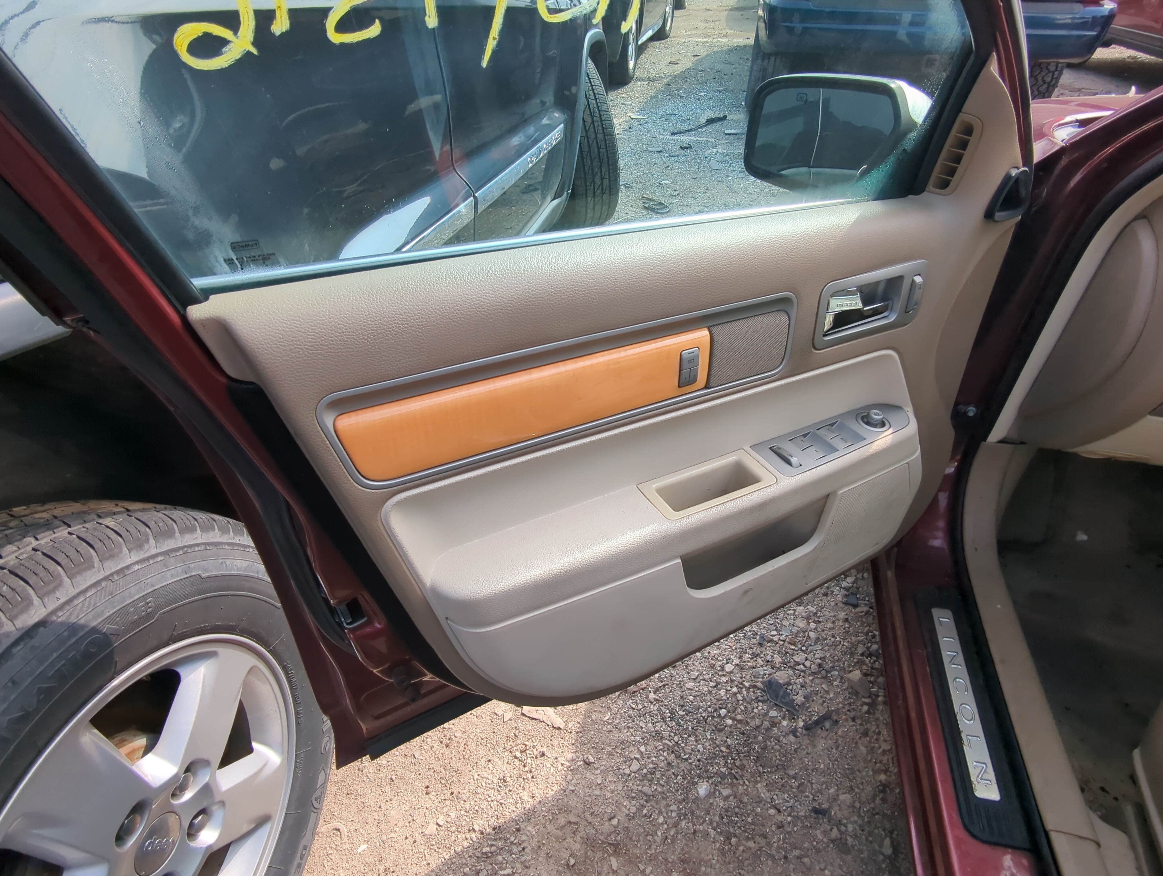 Picture of 2007 Lincoln Mkz Front Left Driver Interior Door Panel Trim 846483