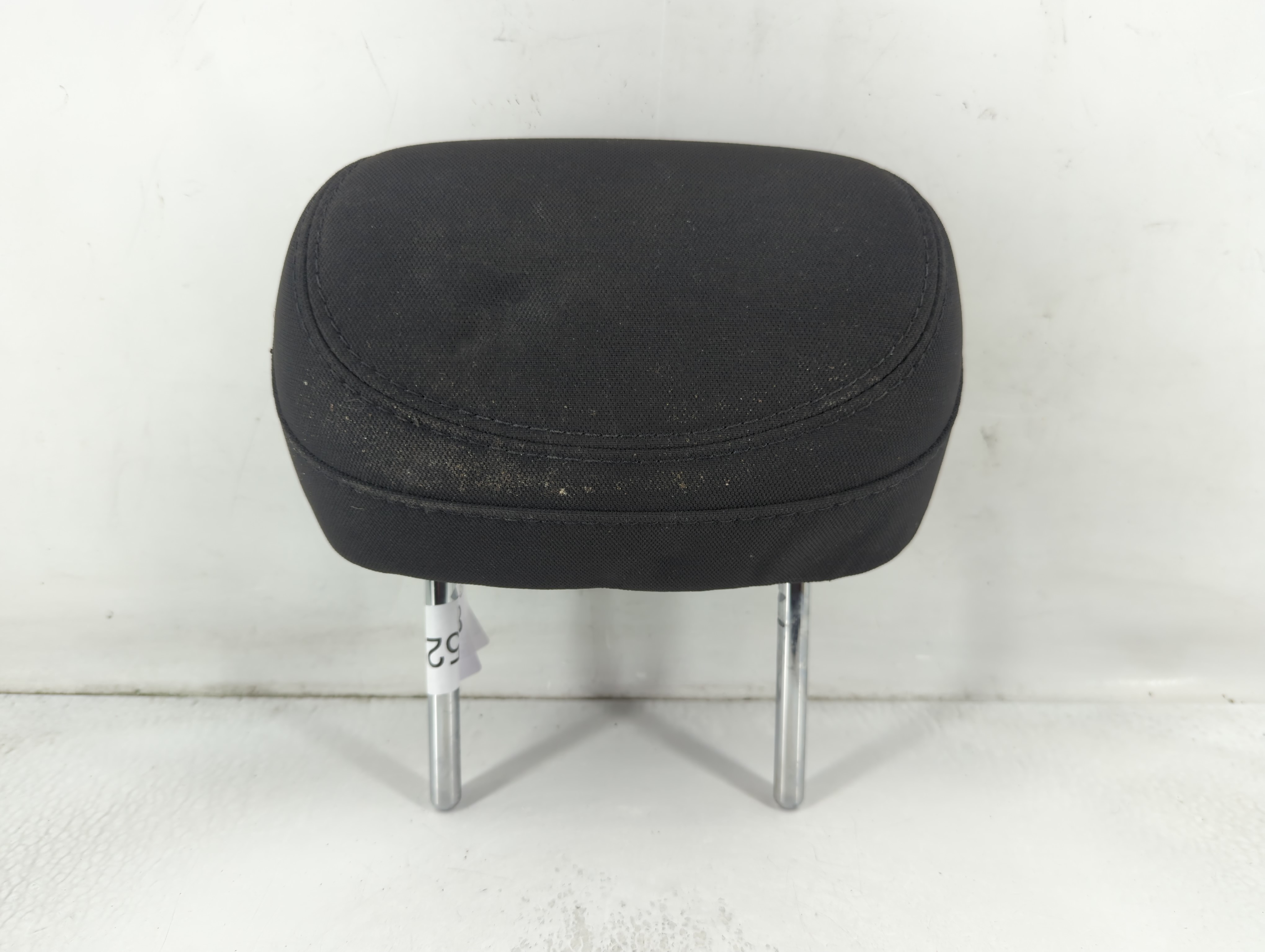 2015-2017 Chrysler 200 Headrest Head Rest Front Driver Passenger Seat 846526 - Oemusedautoparts1.com