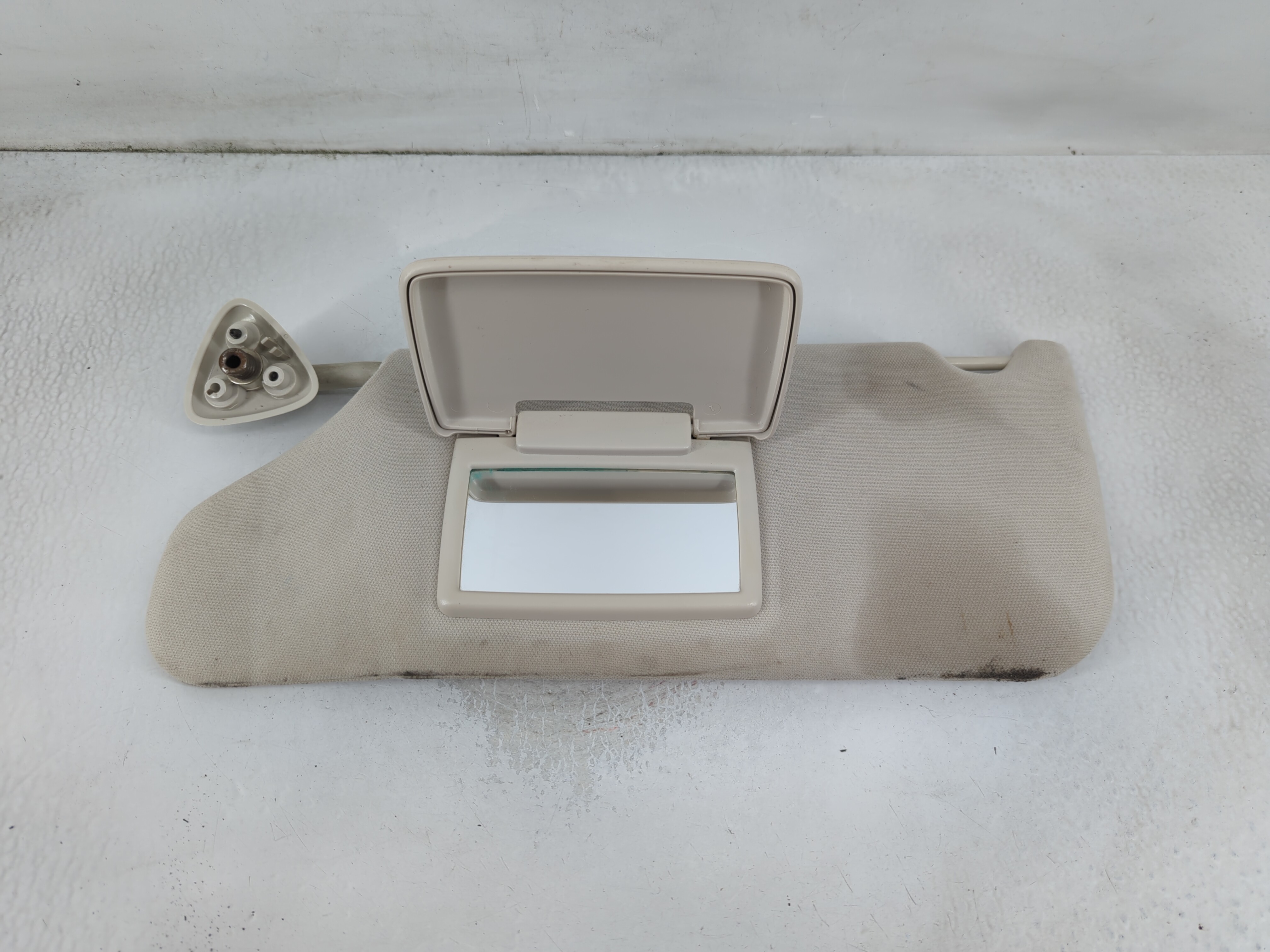 2008-2010 Dodge Charger Driver Sun Visor Mirror Left Sunvisor Light Beige 846527 - Oemusedautoparts1.com