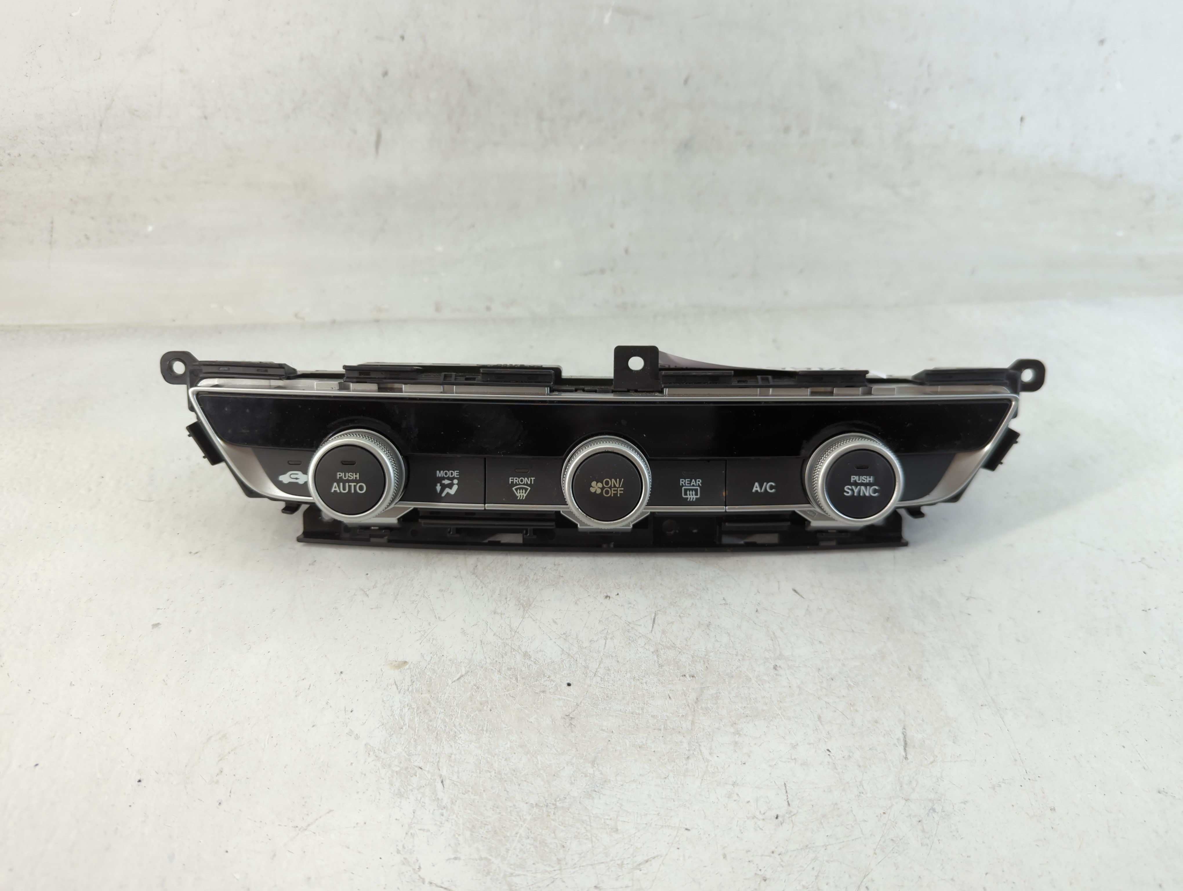 Picture of 2018-2020 Honda Accord Ac Heater Climate Control Temperature Oem 846535