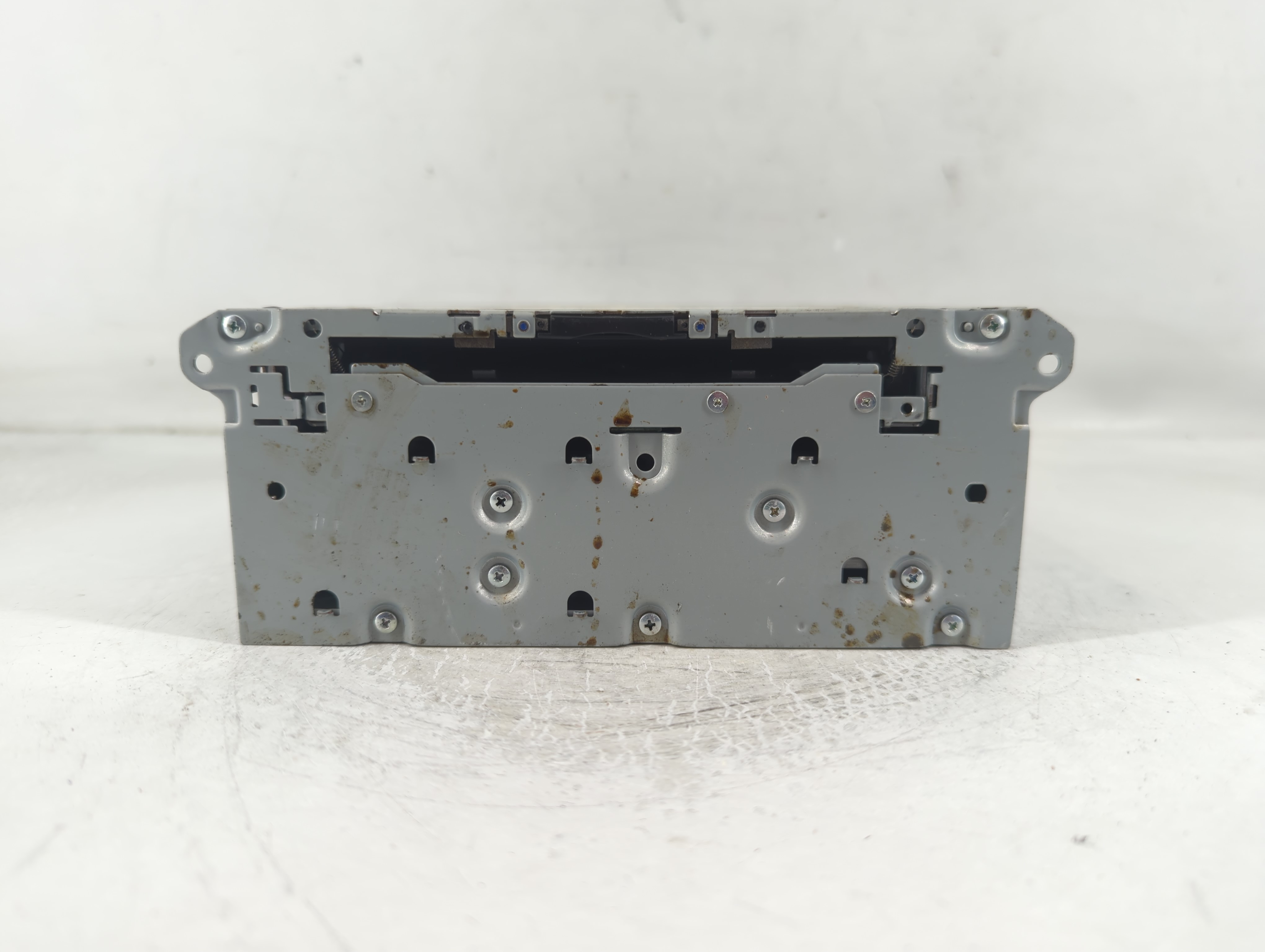 2016-2018 Infiniti Q50 Am Fm Cd Player Radio Receiver 846780 - Oemusedautoparts1.com