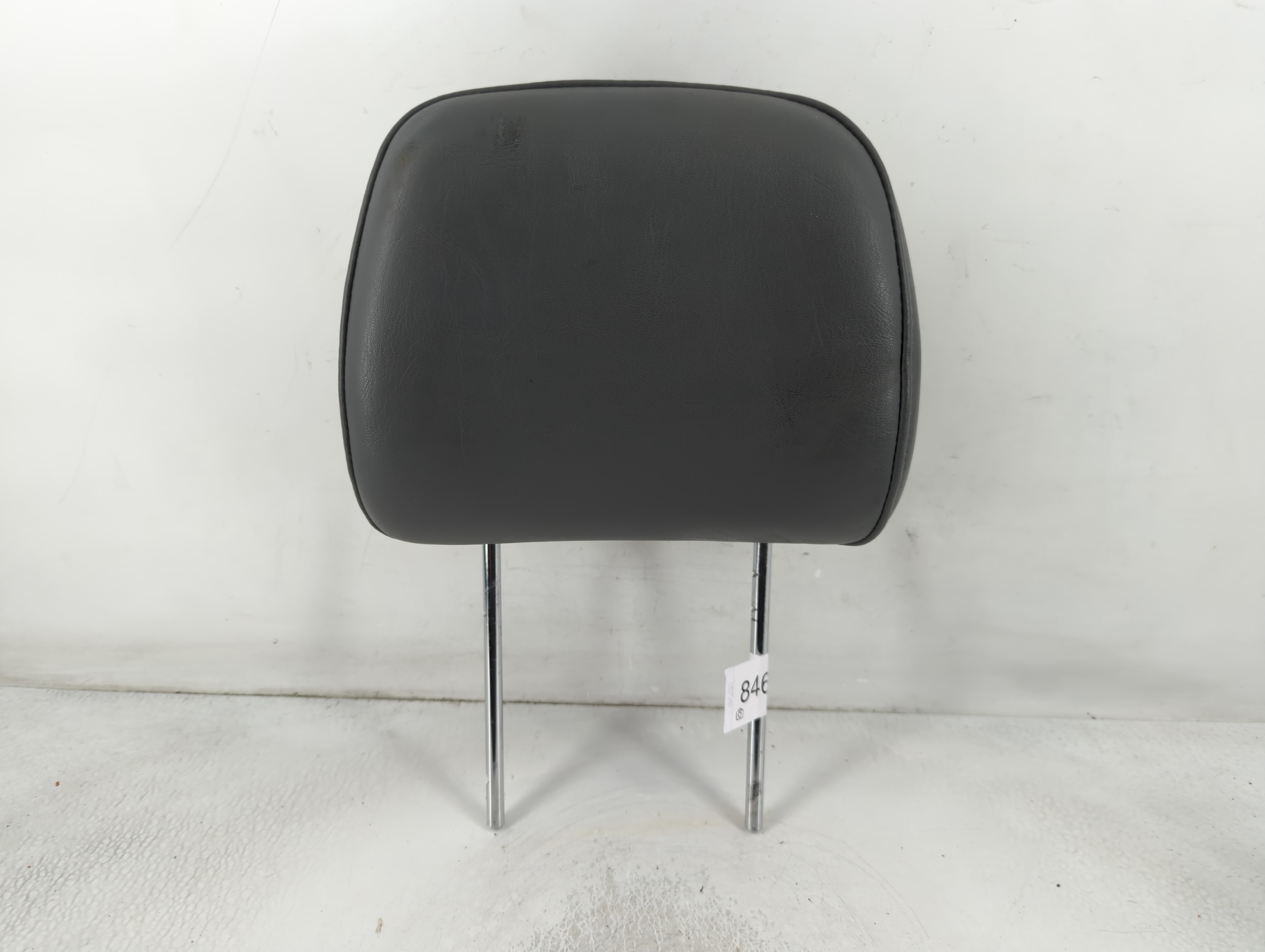 2005 Jeep Grand Cherokee Headrest Head Rest Front Driver Passenger Seat 846788 - Oemusedautoparts1.com