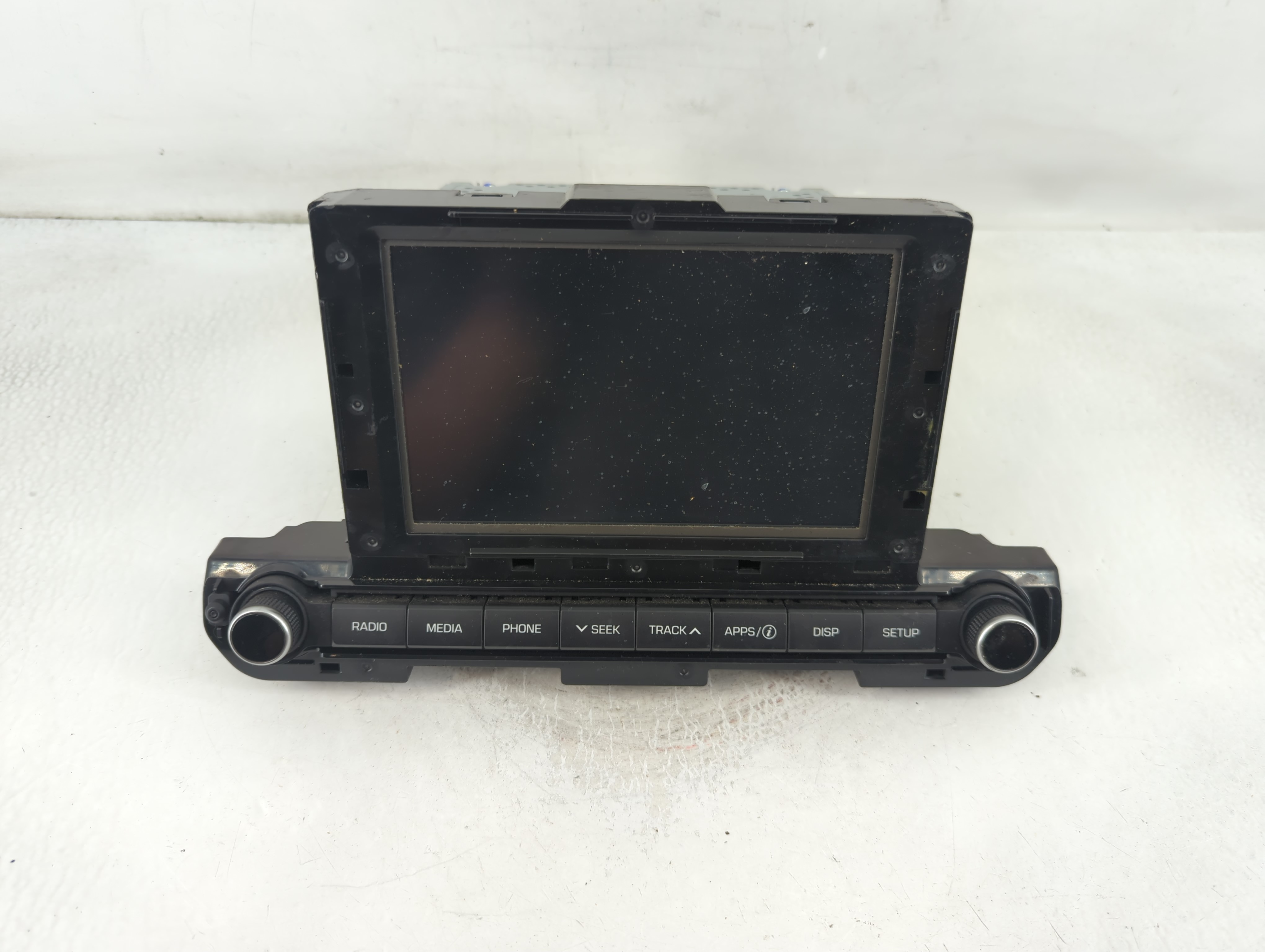 2017-2018 Hyundai Elantra Am Fm Cd Player Radio Receiver 846813 - Oemusedautoparts1.com