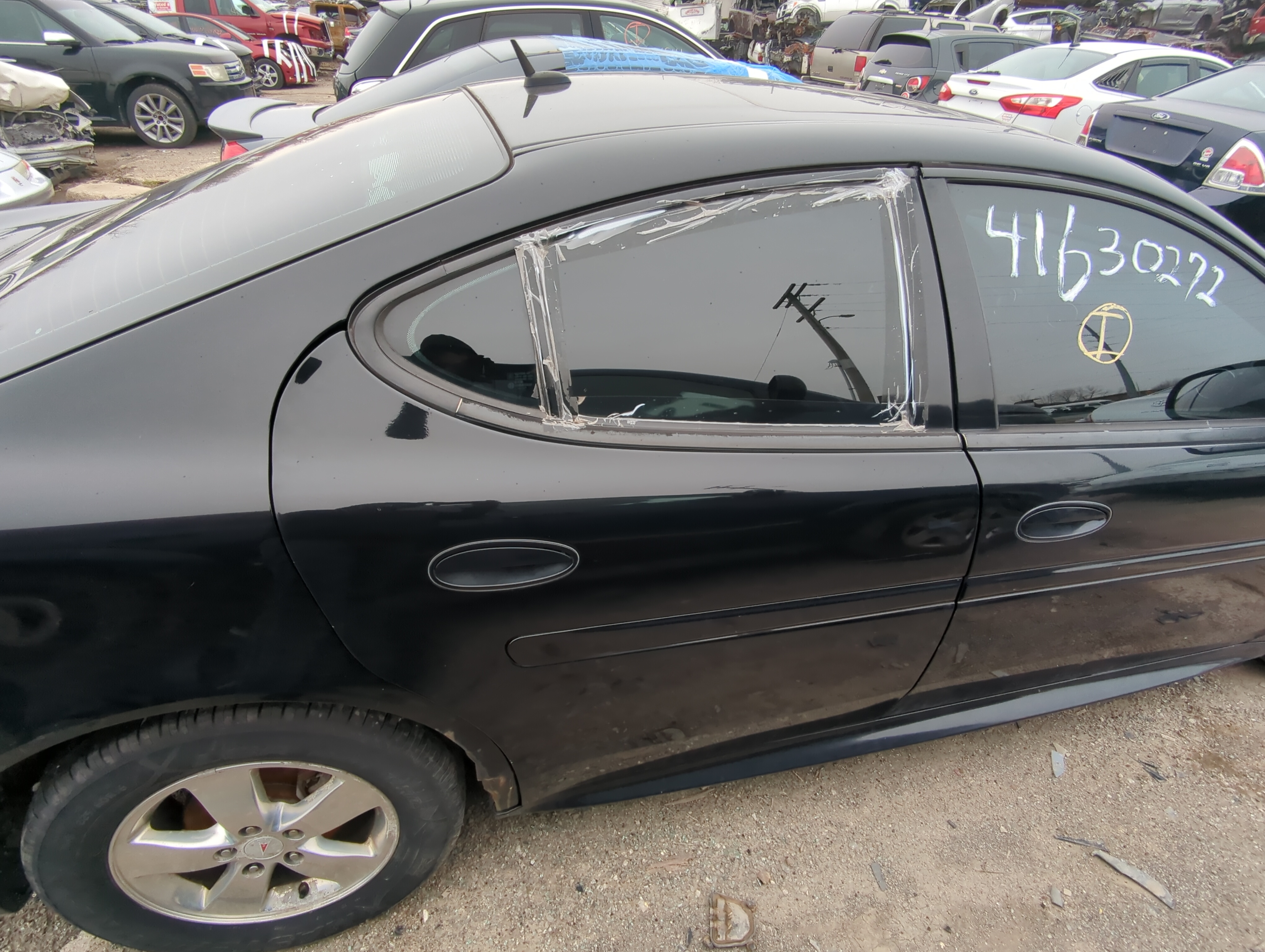 Picture of 2004-2008 Pontiac Grand Prix Passenger Rear Door Oem 847035