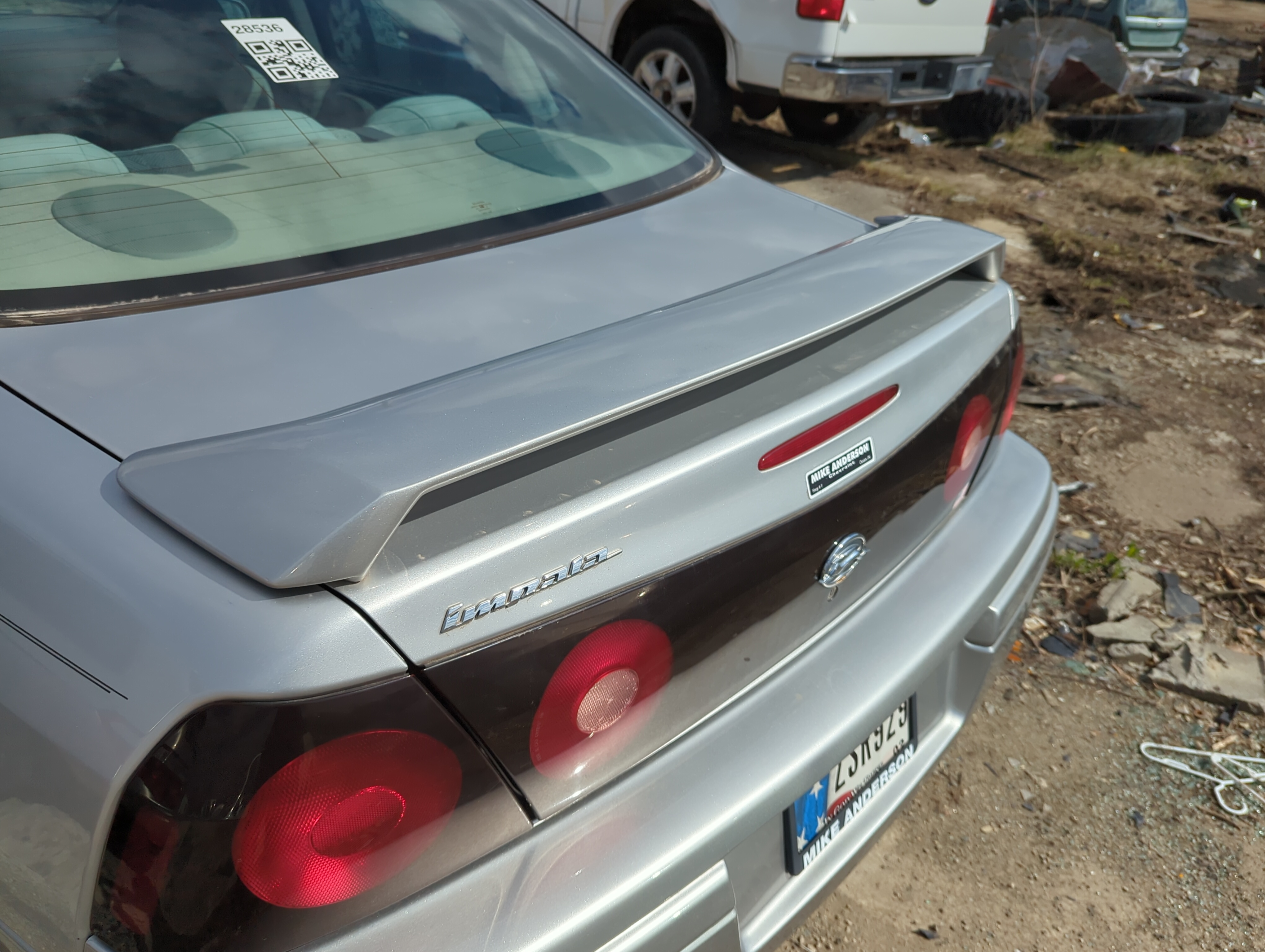 2000-2005 Chevrolet Impala Trunk/decklid/hatch/tailgate Oem 847381 - Oemusedautoparts1.com