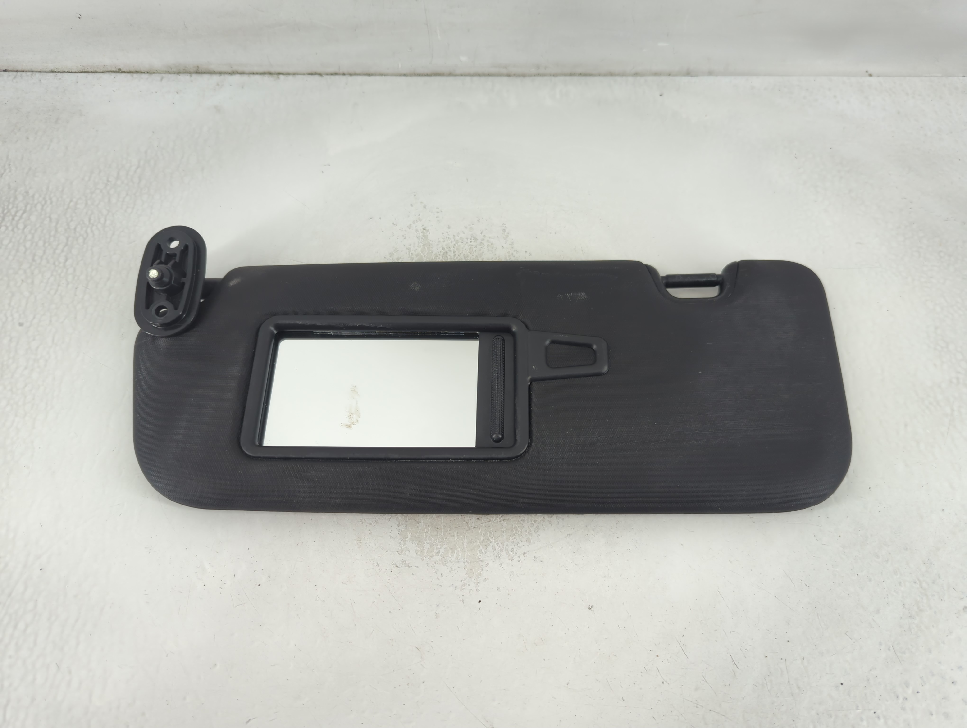2014-2016 Kia Forte Driver Sun Visor Mirror Left Sunvisor Black 847521 - Oemusedautoparts1.com