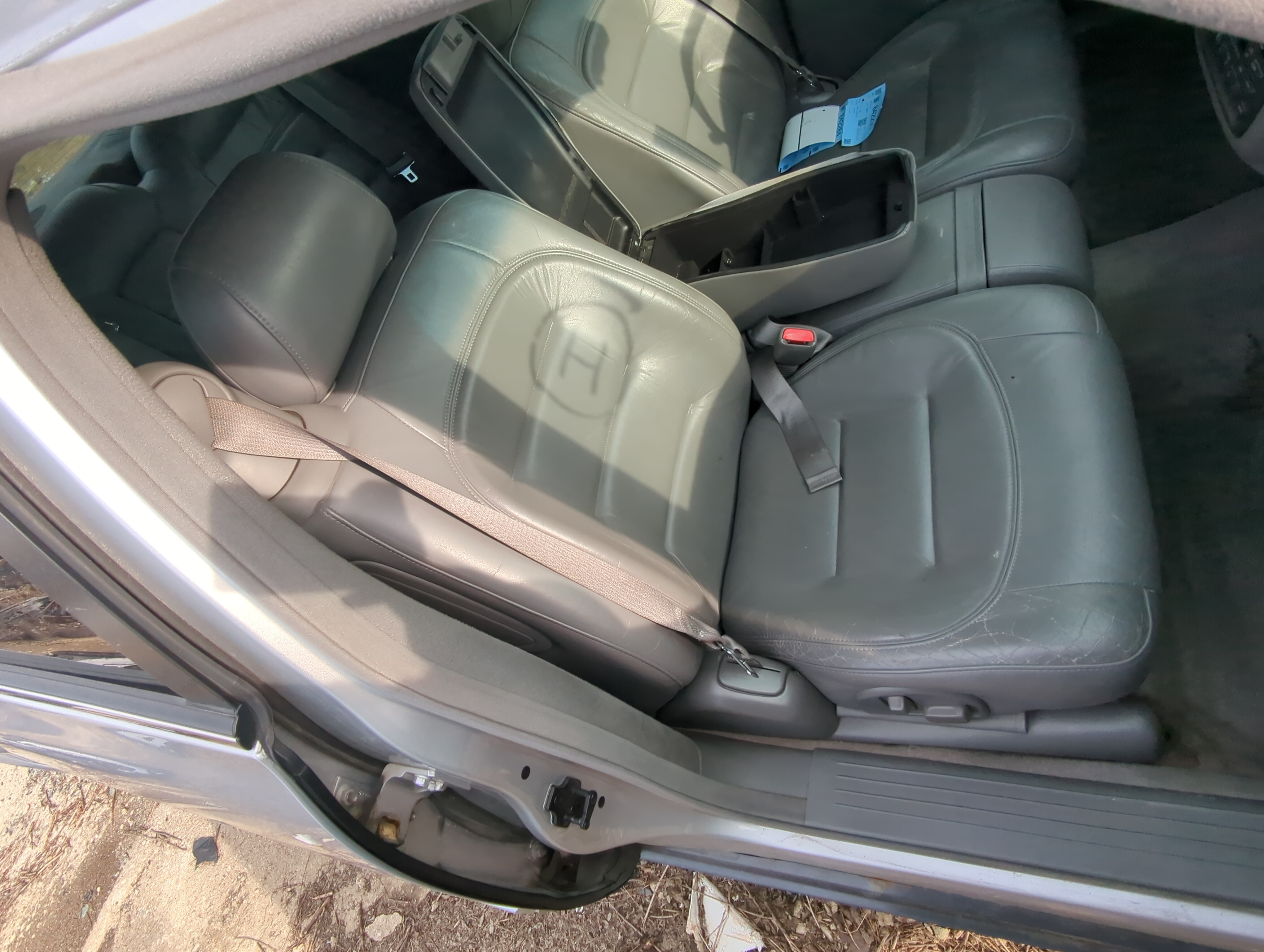 Picture of 2000-2003 Cadillac Deville Passenger Front Seat Oem 847627