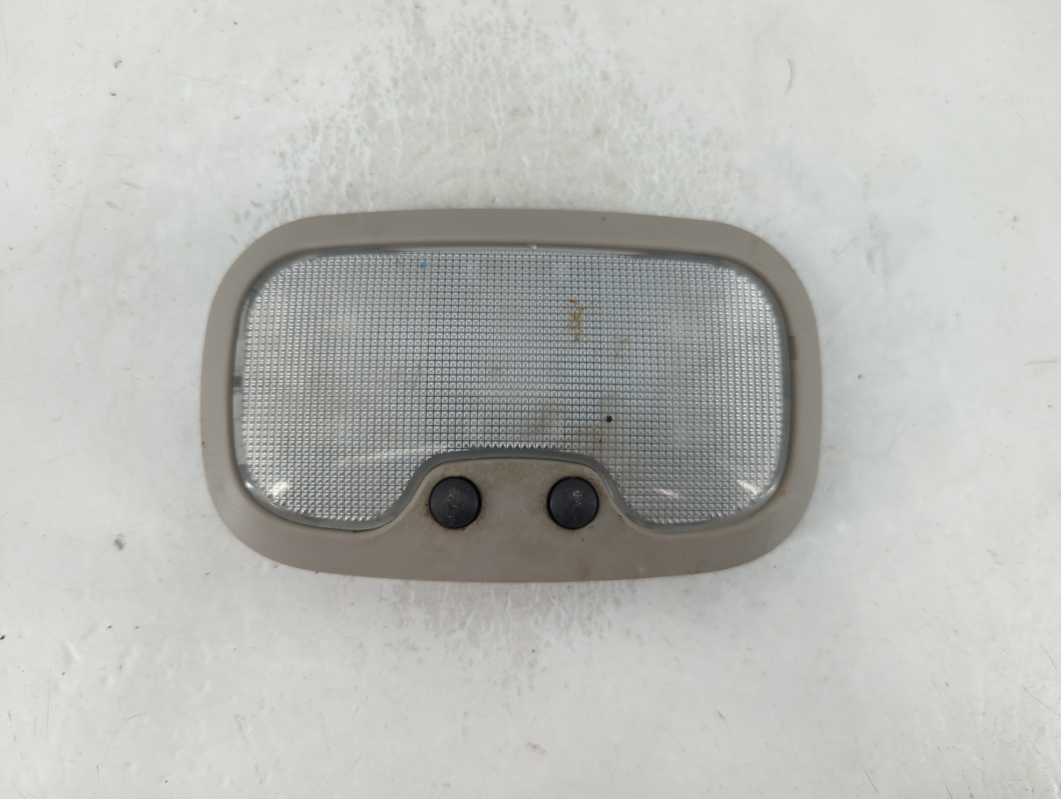 2005 Jeep Liberty Overhead Roof Console 847701 - Oemusedautoparts1.com