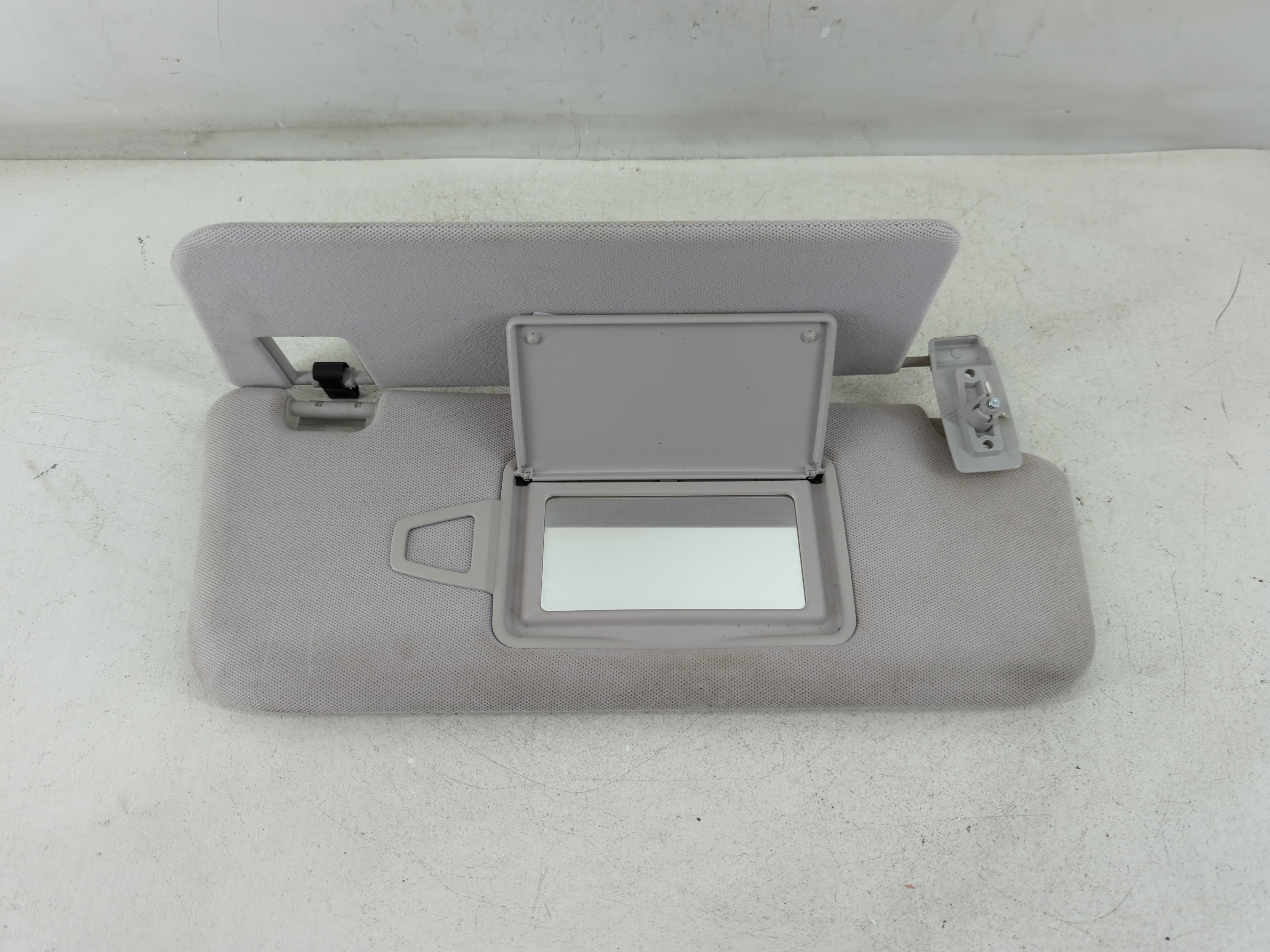Picture of 2006-2009 Mercedes-benz E350 Passenger Sun Visor Mirror Right Sunvisor 847726