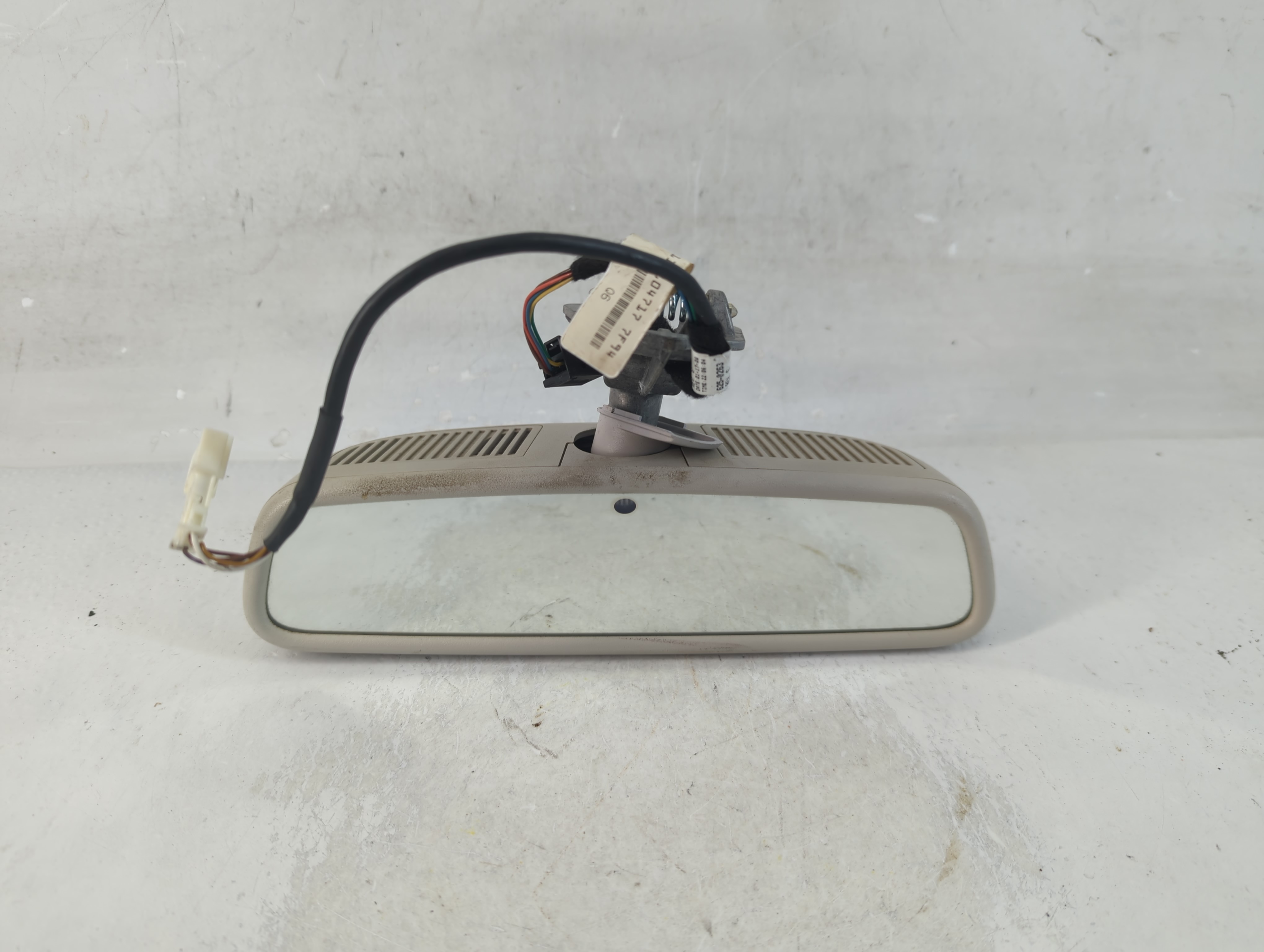 2008 Mercedes-benz E350 Interior Rear View Mirror Oem 847759 - Oemusedautoparts1.com