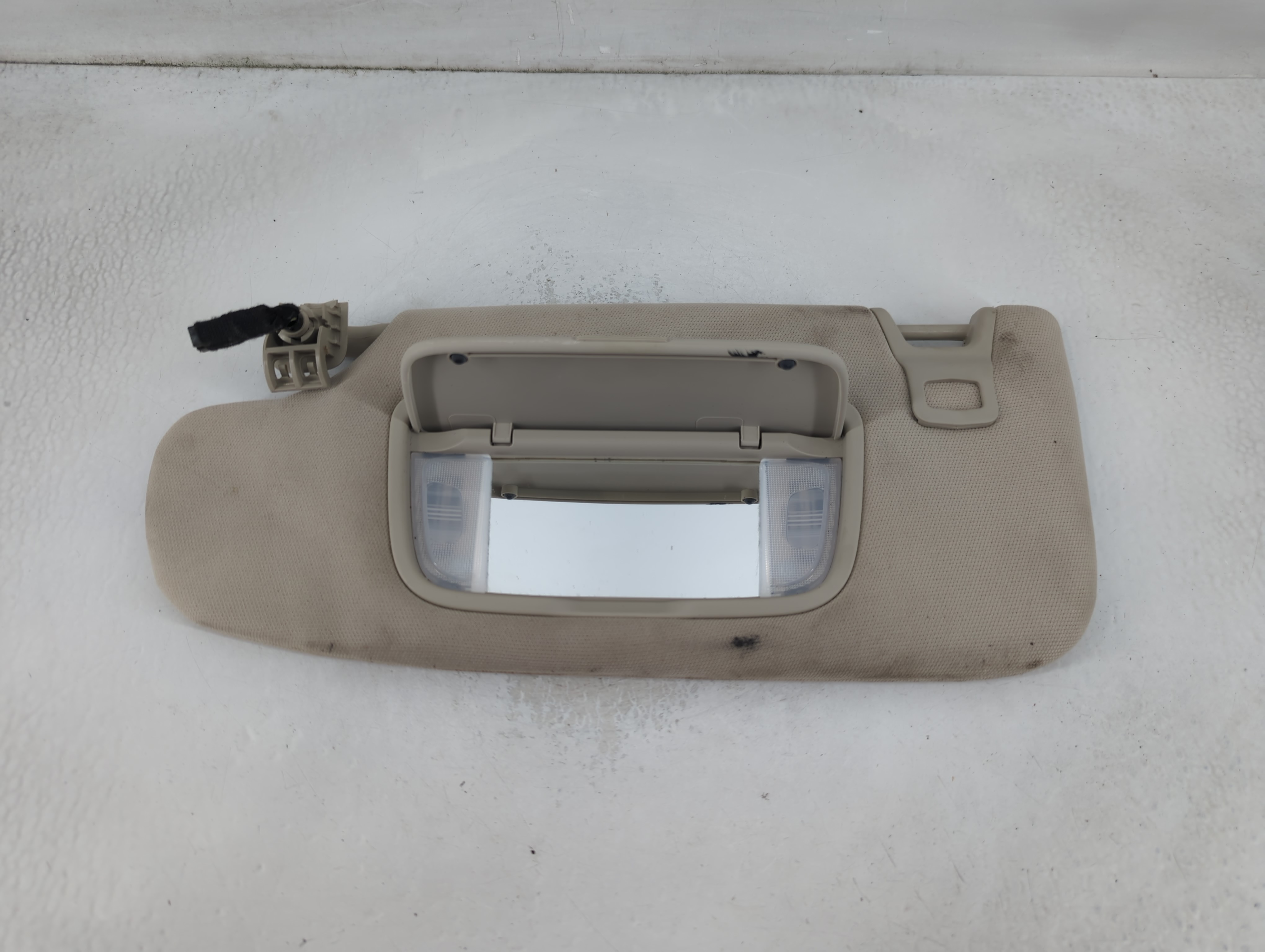 2017-2020 Ford Fusion Driver Sun Visor Mirror Left Sunvisor Grey 847793 - Oemusedautoparts1.com
