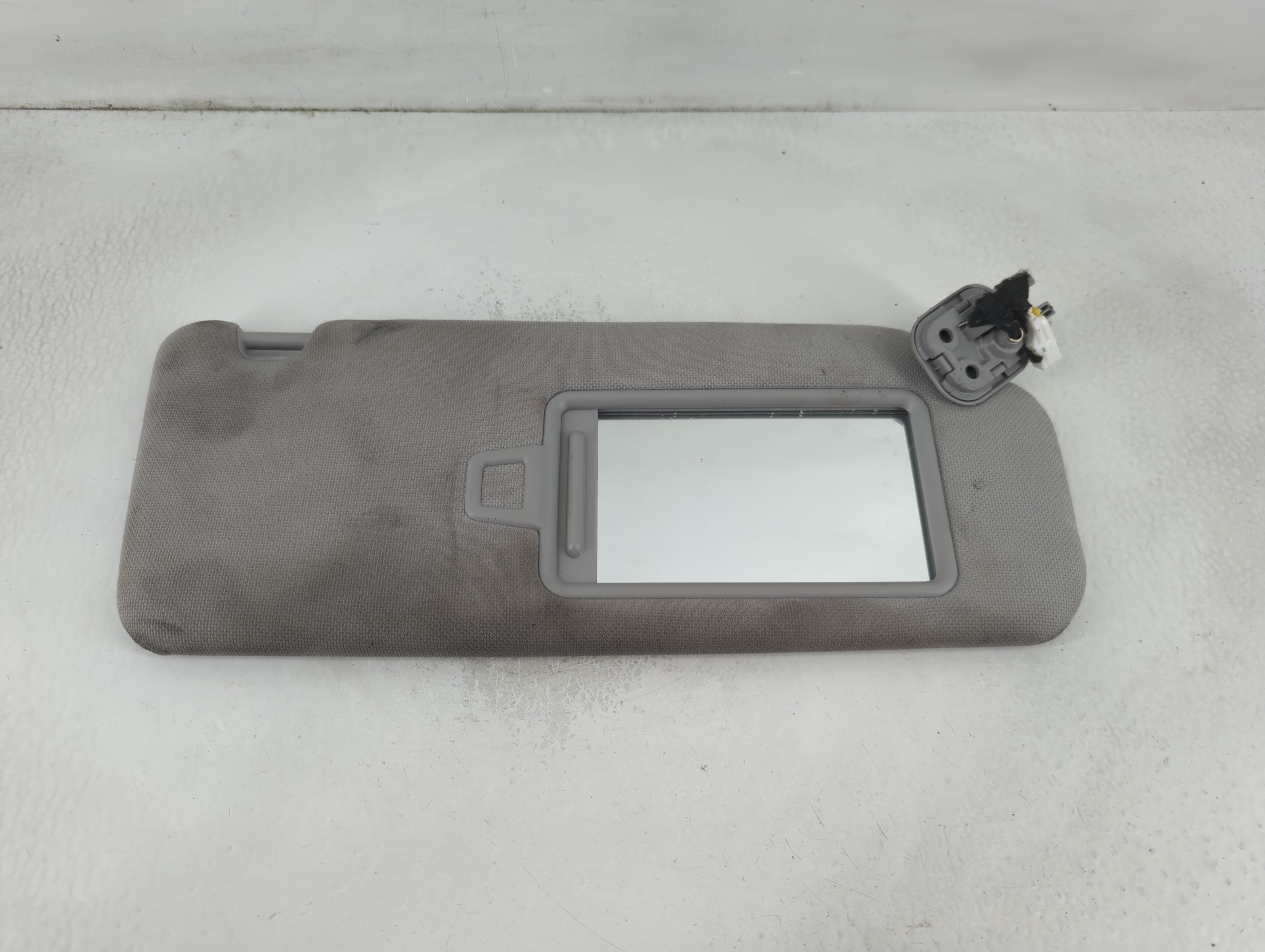 2015-2019 Hyundai Sonata Passenger Sun Visor Mirror Right Sunvisor Grey 847809 - Oemusedautoparts1.com