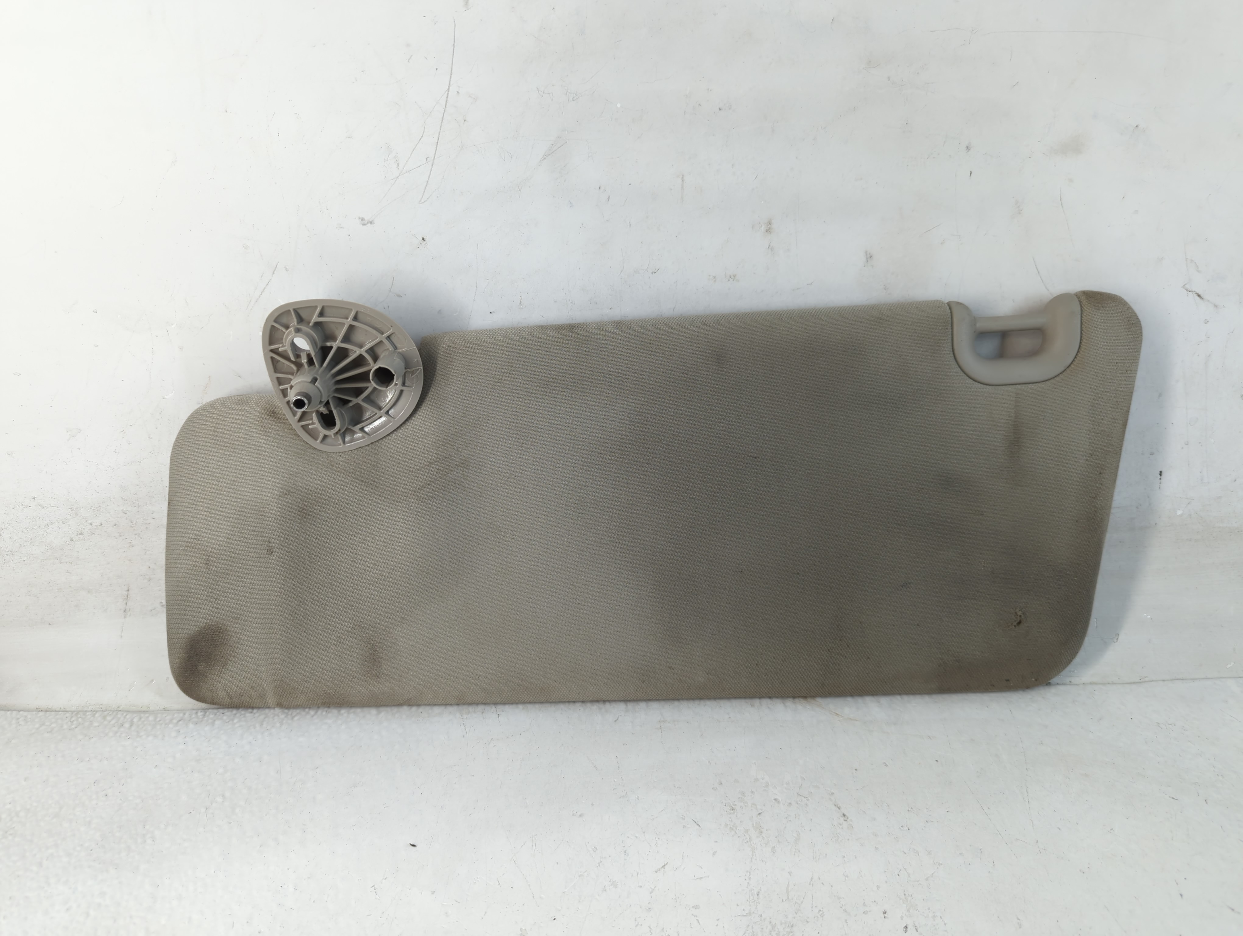 Picture of Dodge Ram 1500 Driver Sun Visor Mirror Left Sunvisor Grey 847868