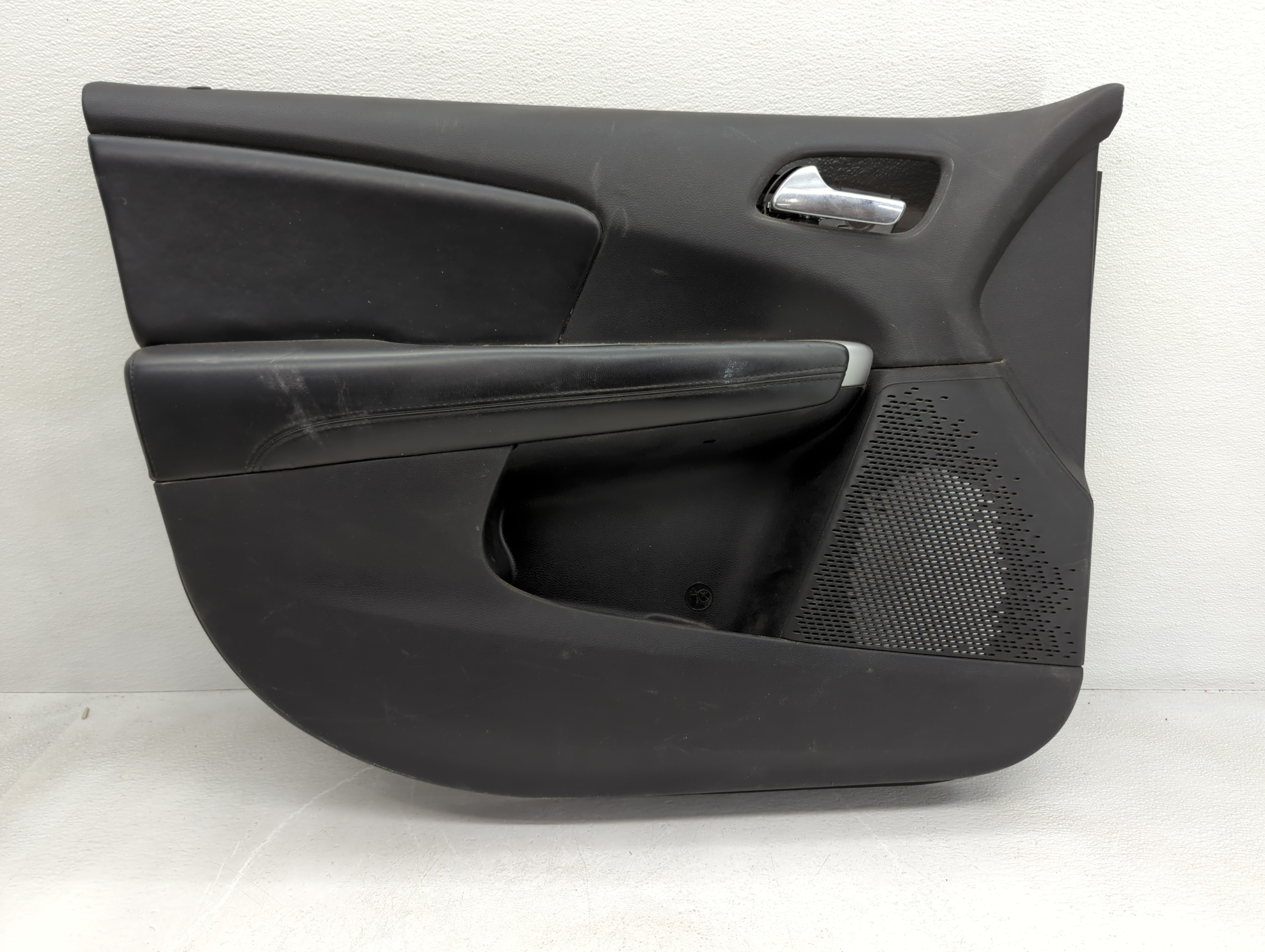 2012 Dodge Journey Front Left Driver Interior Door Panel Trim 847896 - Oemusedautoparts1.com