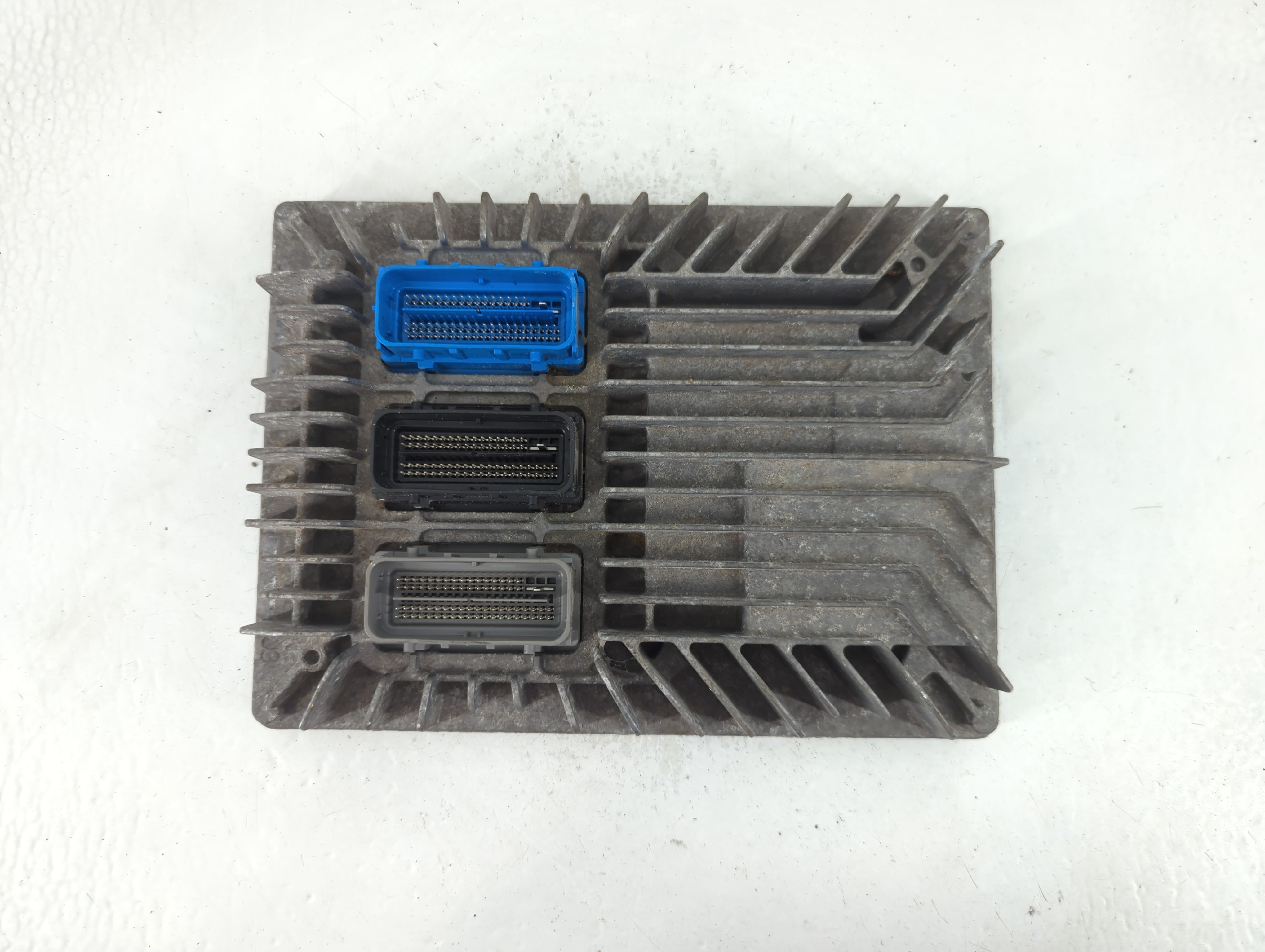 2012-2012 Chevrolet Equinox Engine Control Computer Ecu Pcm Ecm Pcu Oem 847945 - Oemusedautoparts1.com