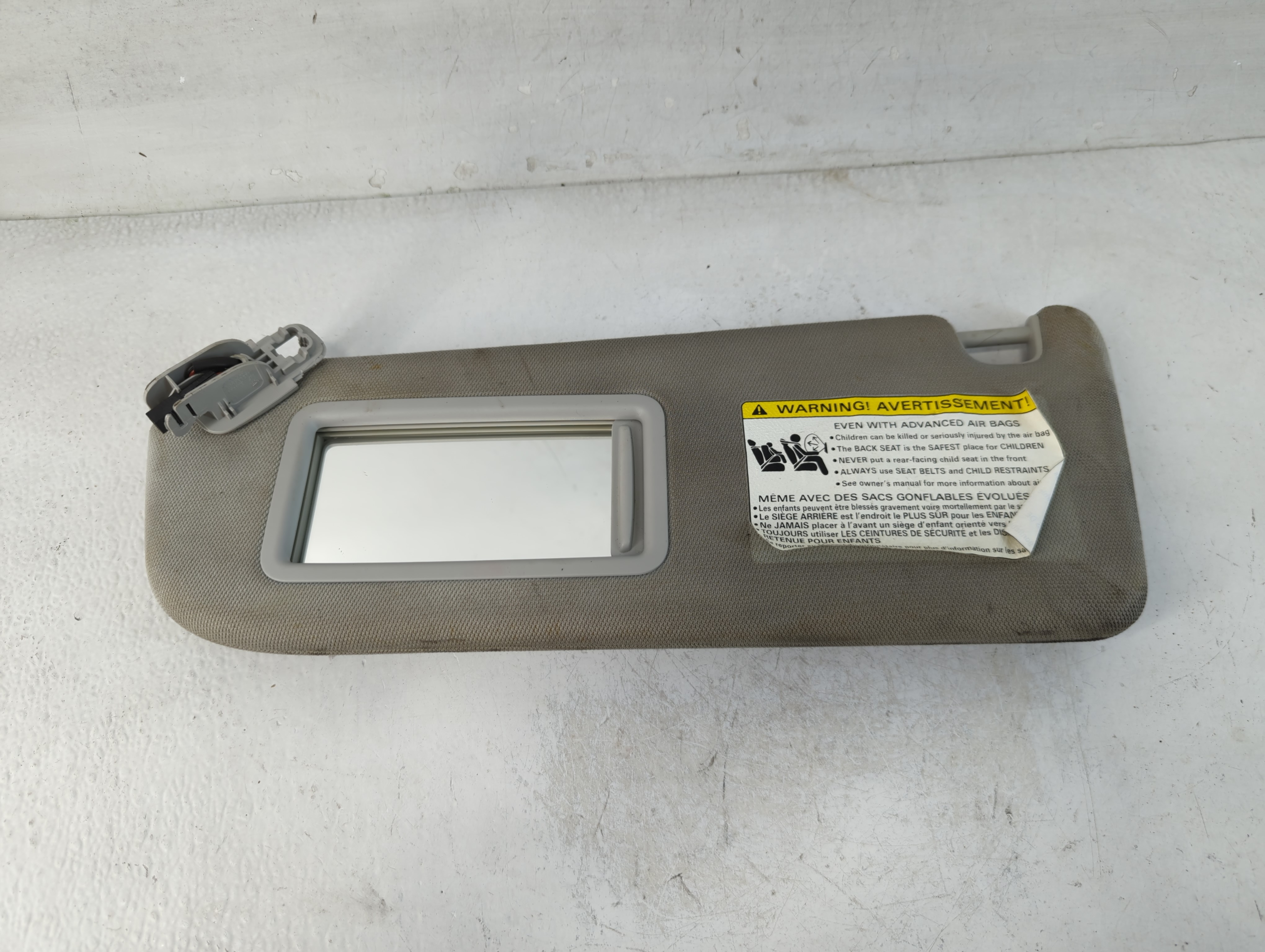 Picture of 2012-2015 Audi A6 Driver Sun Visor Mirror Left Sunvisor Grey 847964