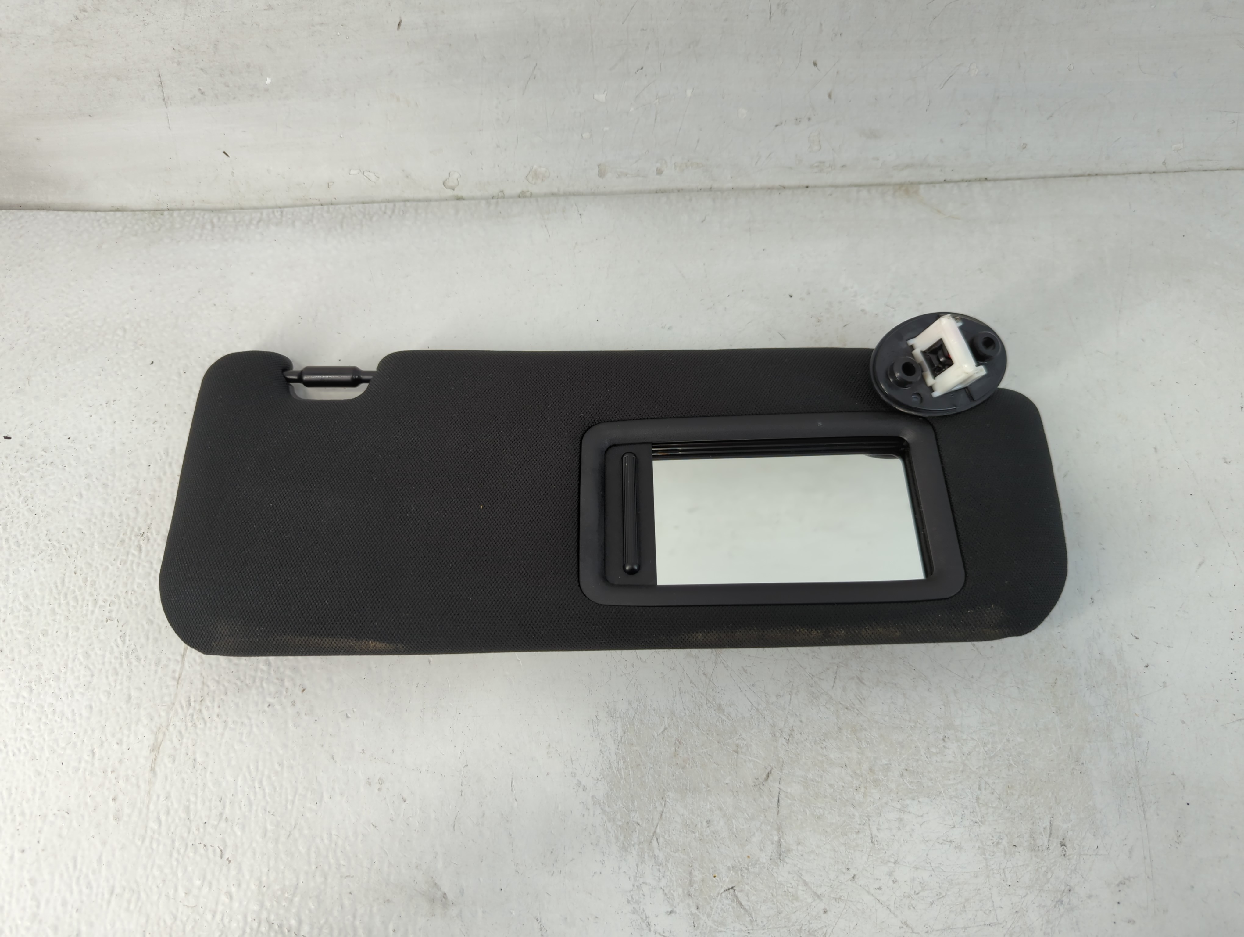 2009-2009 Toyota Venza Passenger Sun Visor Mirror Right Sunvisor Black 847996 - Oemusedautoparts1.com