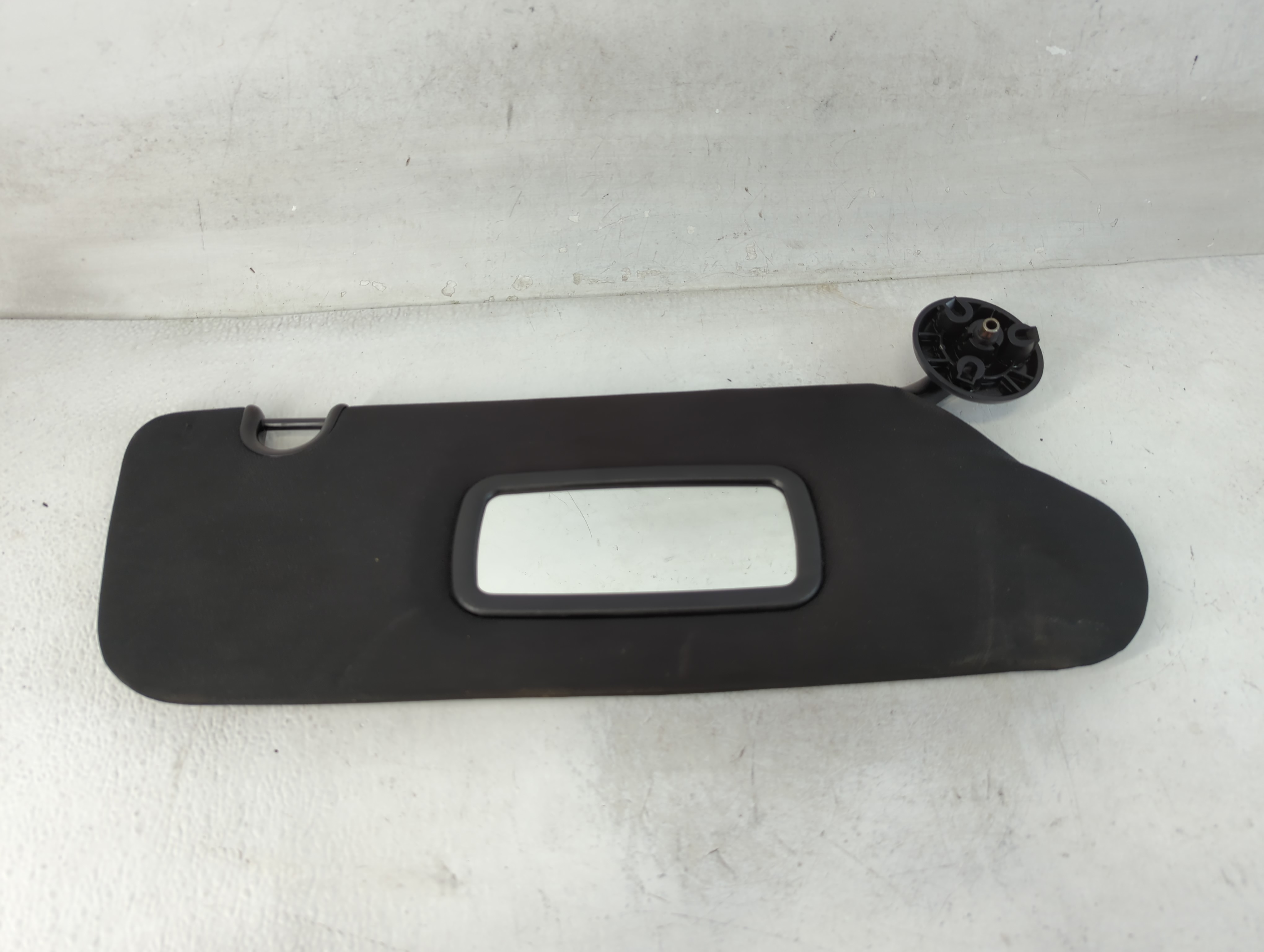 Picture of Dodge Caravan Passenger Sun Visor Mirror Right Sunvisor Black 848036