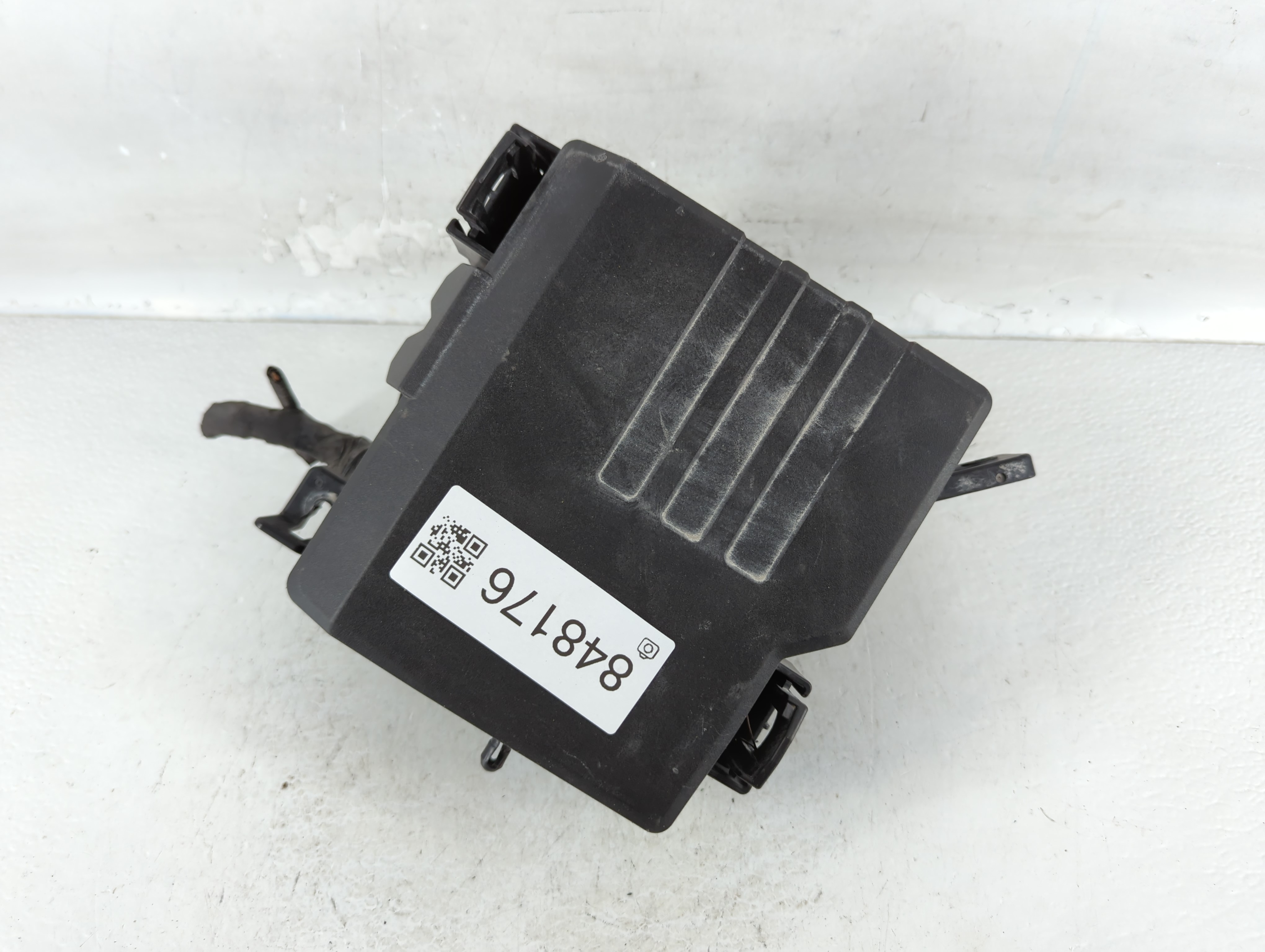 2019-2020 Hyundai Santa Fe Fusebox Fuse Box Relay Module 91956-s2020 848176 - Oemusedautoparts1.com