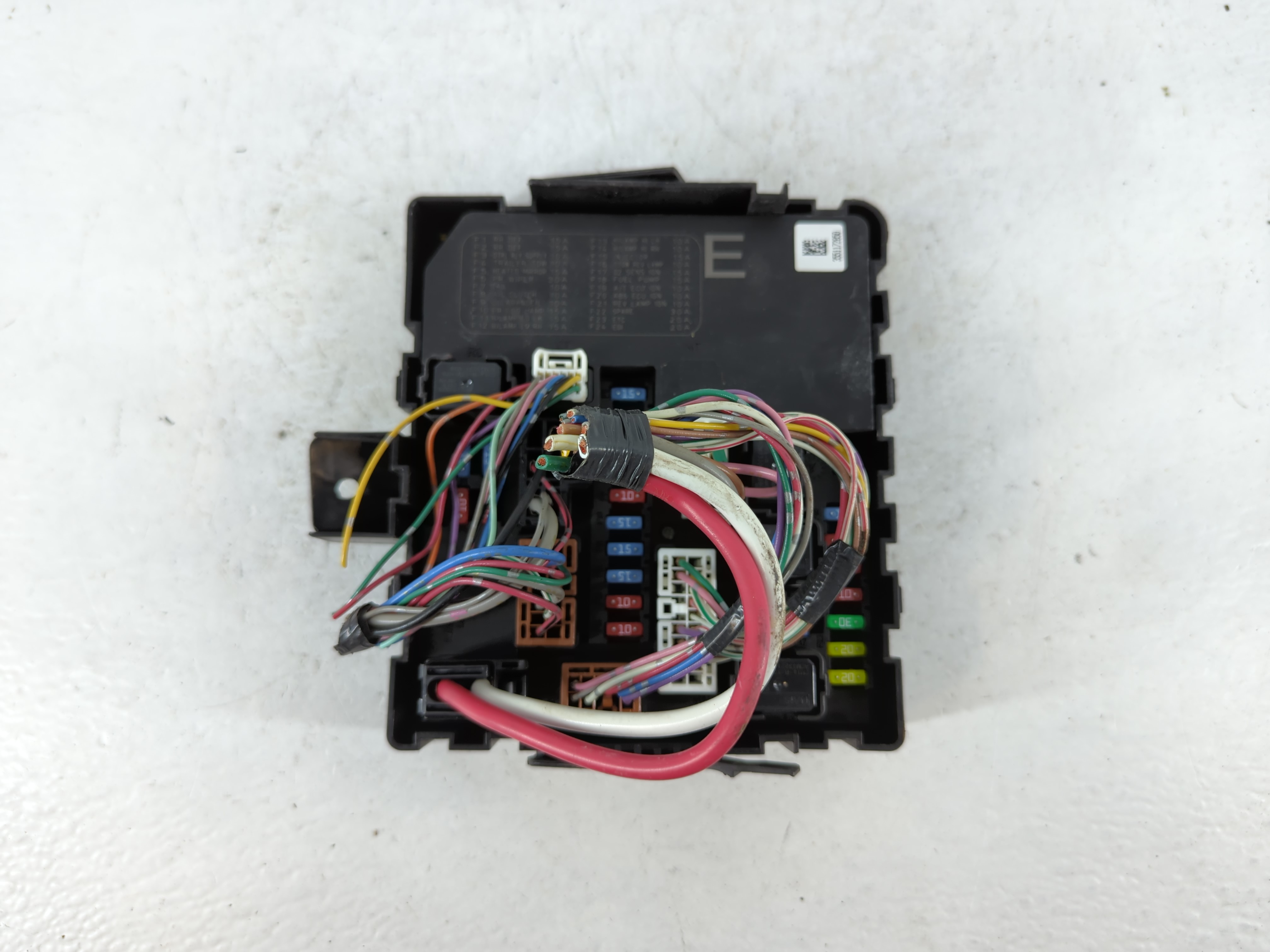 Picture of 2010-2015 Nissan Xterra Fusebox Fuse Box Relay Module 284b7 Ze03b 848179