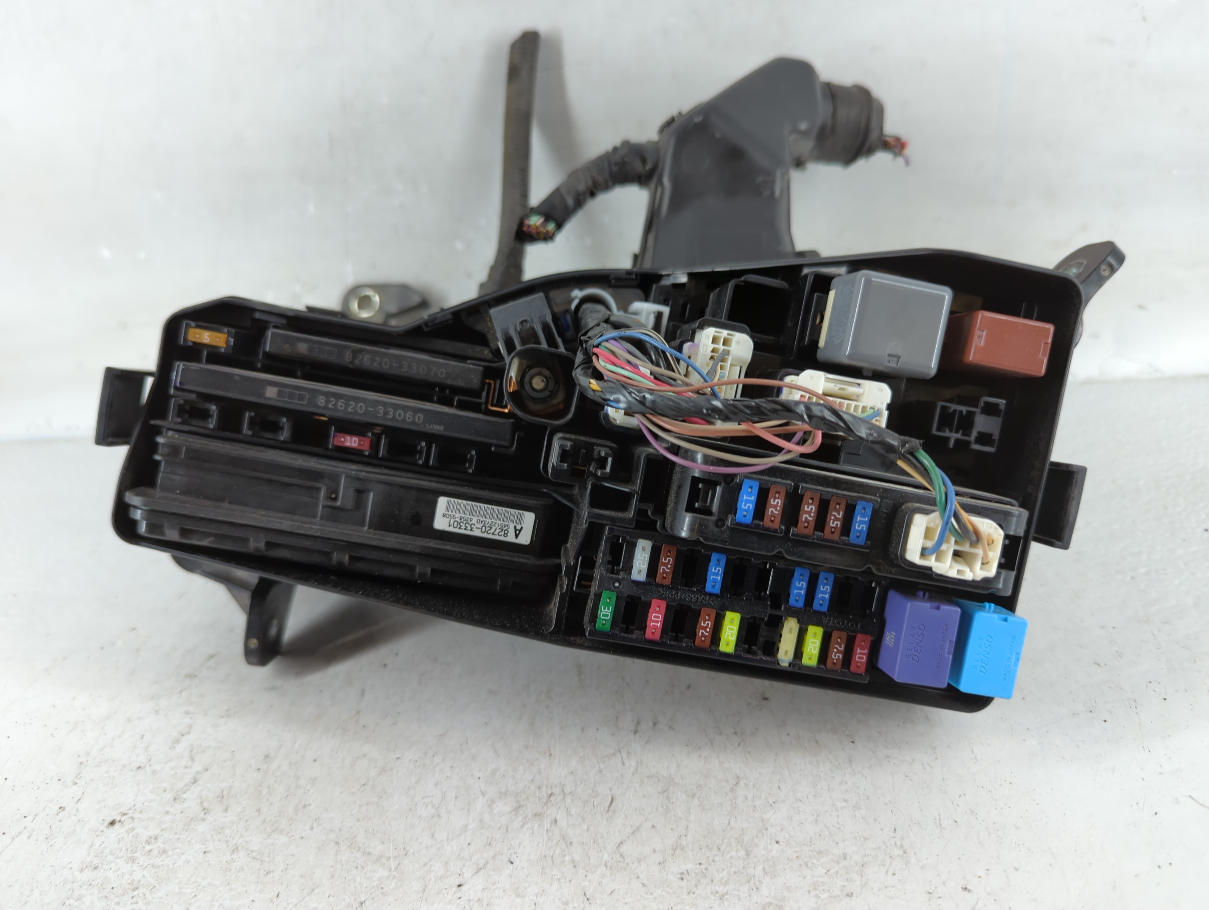 2012-2017 Toyota Camry Fusebox Fuse Box Relay Module 82641-33150 848550 - Oemusedautoparts1.com