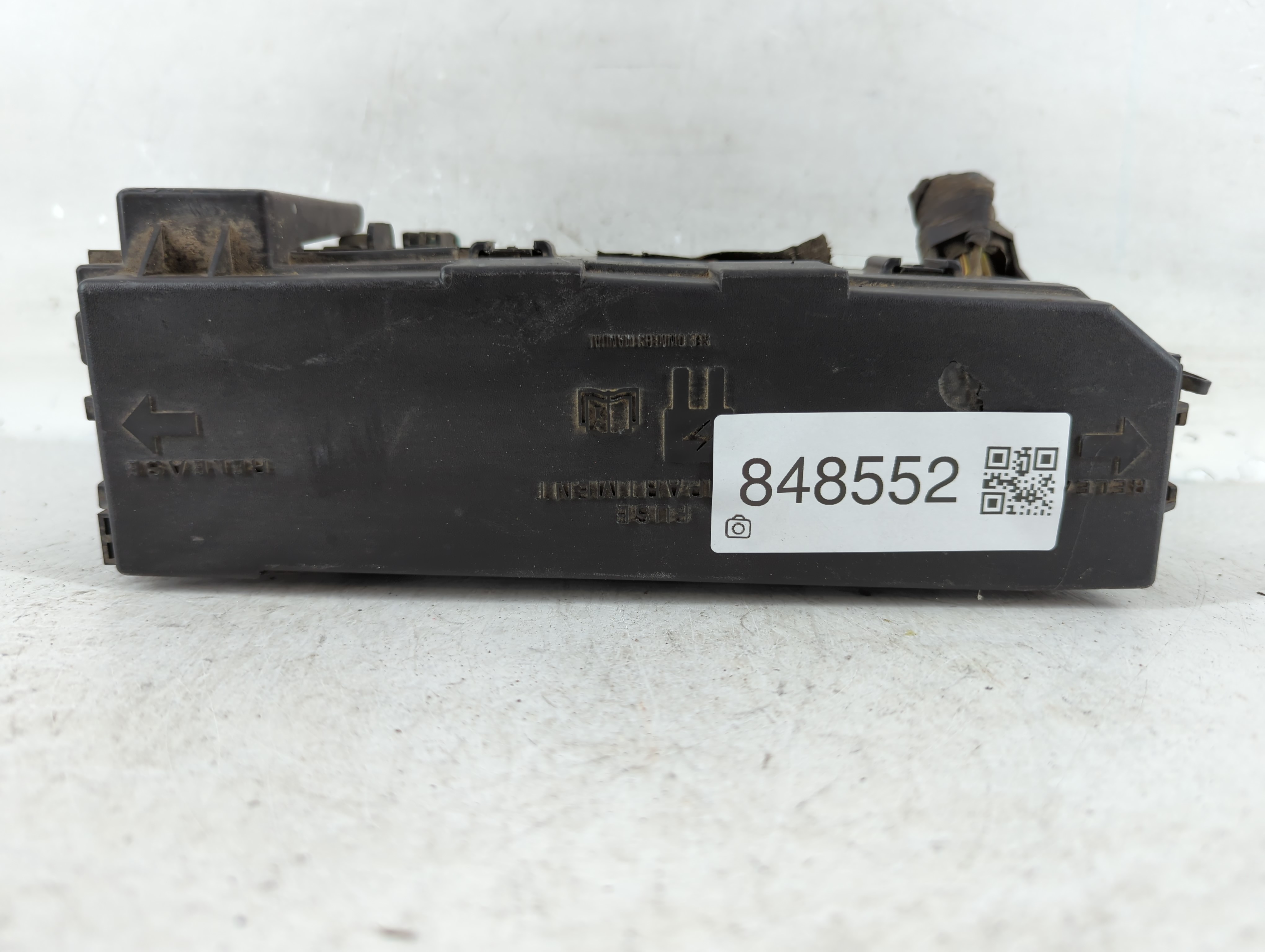 2008-2011 Ford Focus Fusebox Fuse Box Relay Module 8s4t-14a003ac 848552 - Oemusedautoparts1.com