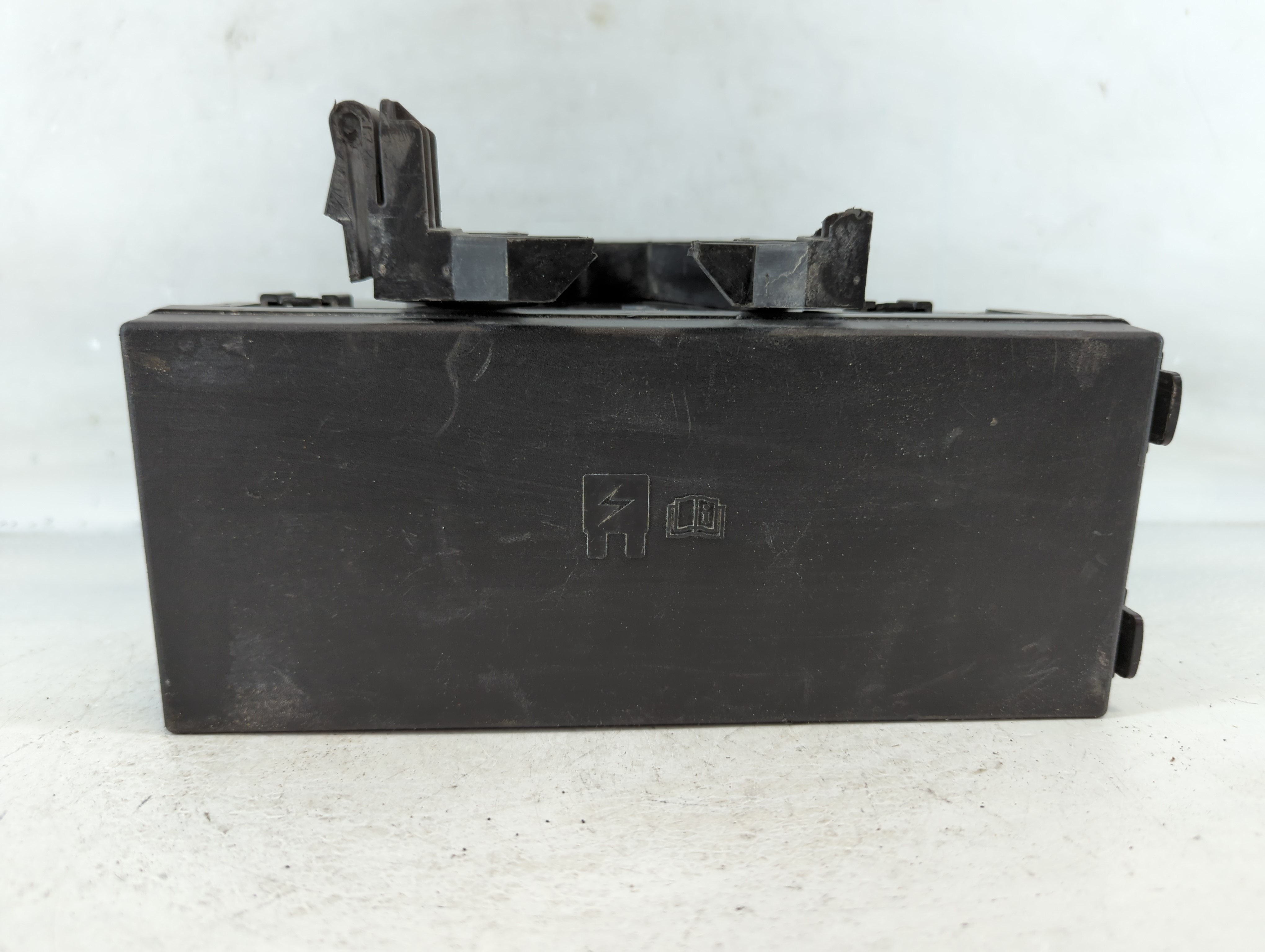 2012-2015 Lincoln Mkx Fusebox Fuse Box Relay Module 848580 - Oemusedautoparts1.com