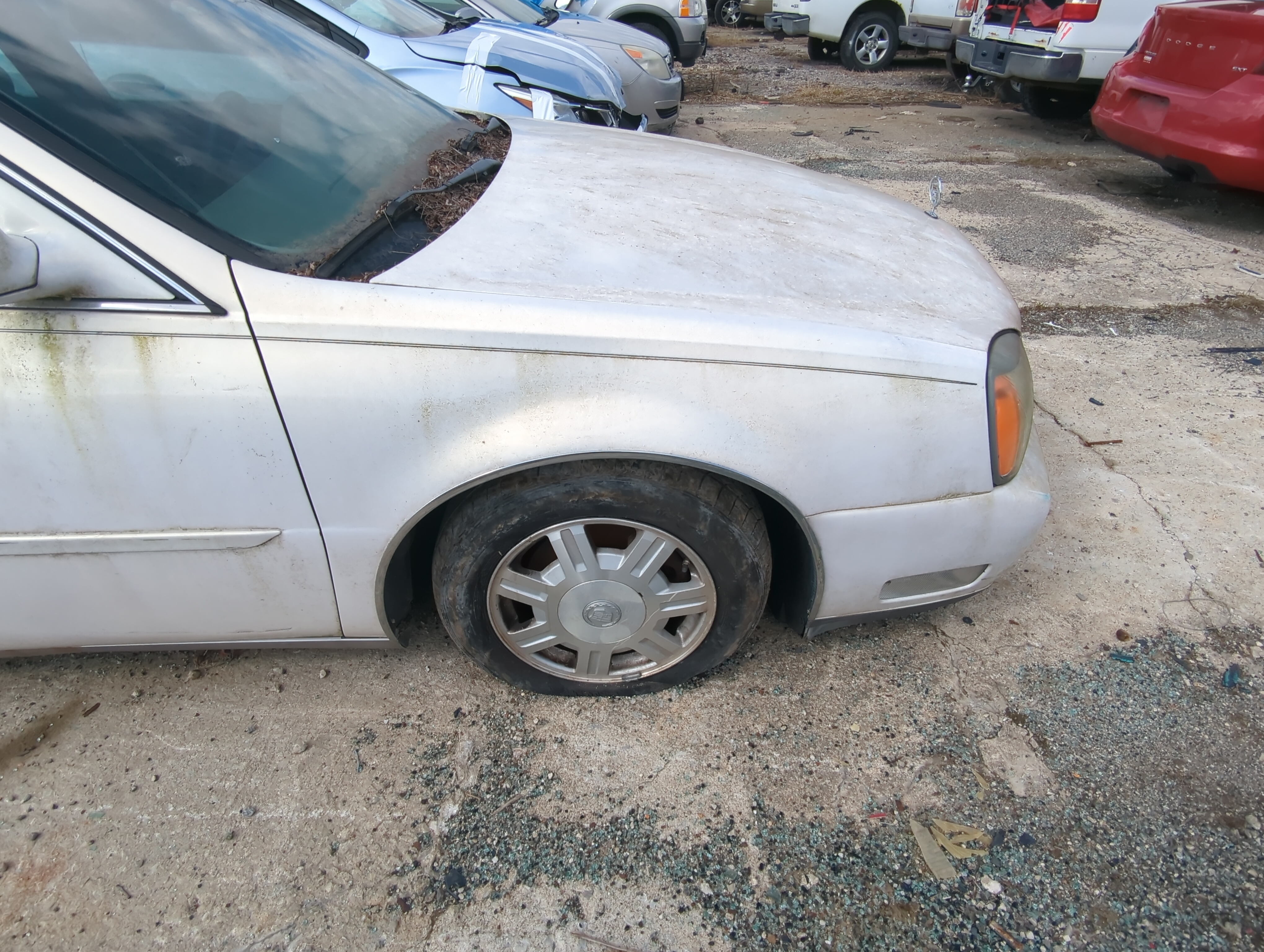 2004-2005 Cadillac Deville Passenger Fender 849166 - Oemusedautoparts1.com