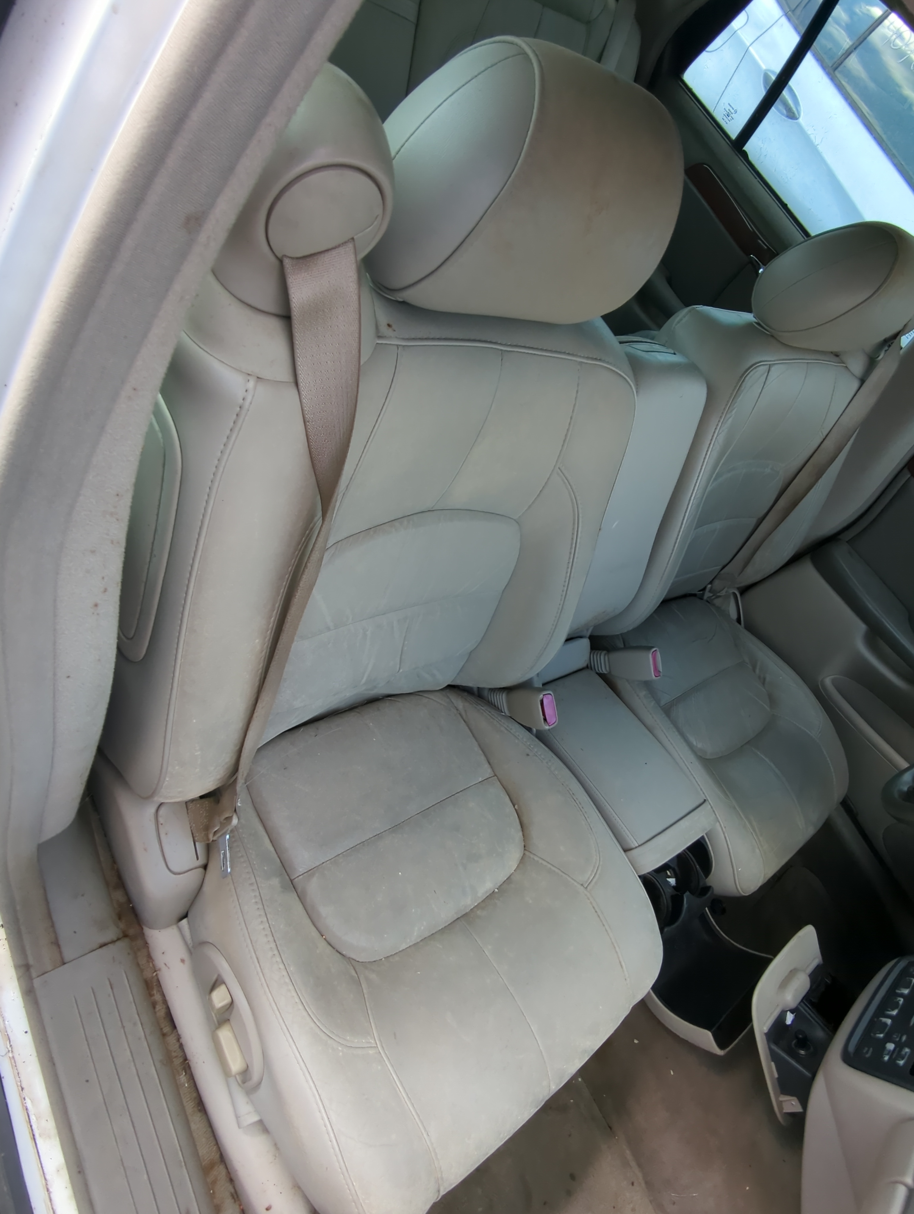 Picture of 2004-2005 Cadillac Deville Passenger Front Seat Oem 849231
