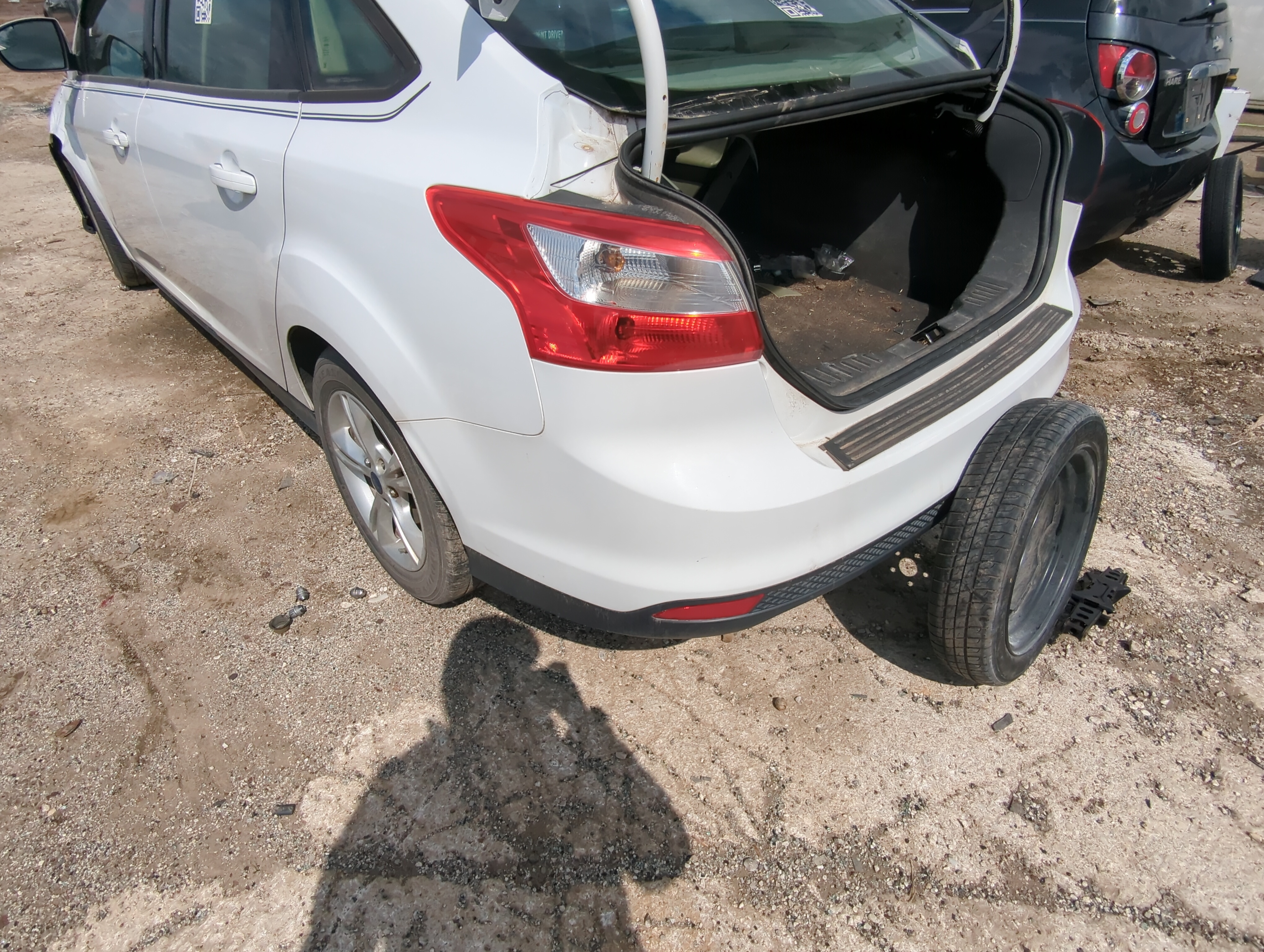 2012-2014 Ford Focus Rear Bumper Assembly Oem 849534 - Oemusedautoparts1.com