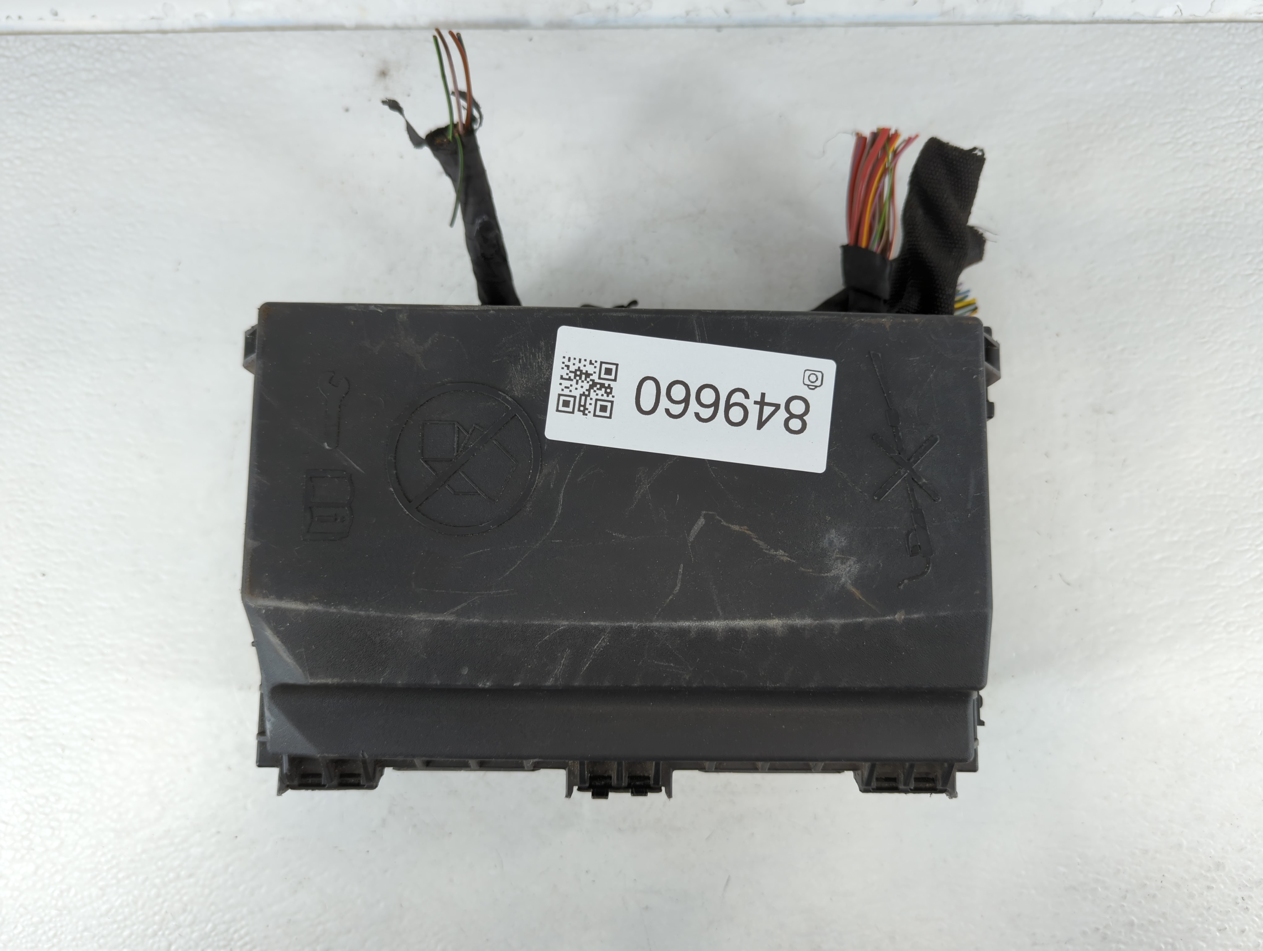 2013-2016 Buick Verano Fusebox Fuse Box Relay Module 22938539 849660 - Oemusedautoparts1.com