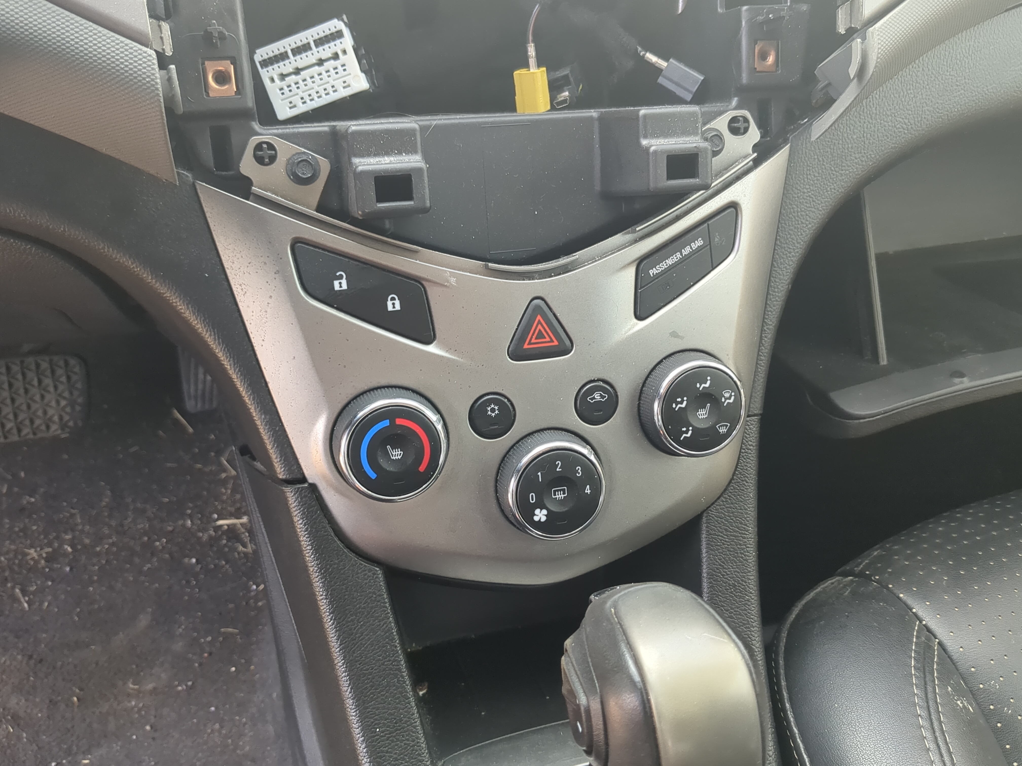 Picture of 2013-2014 Chevrolet Sonic Ac Heater Climate Control 849817