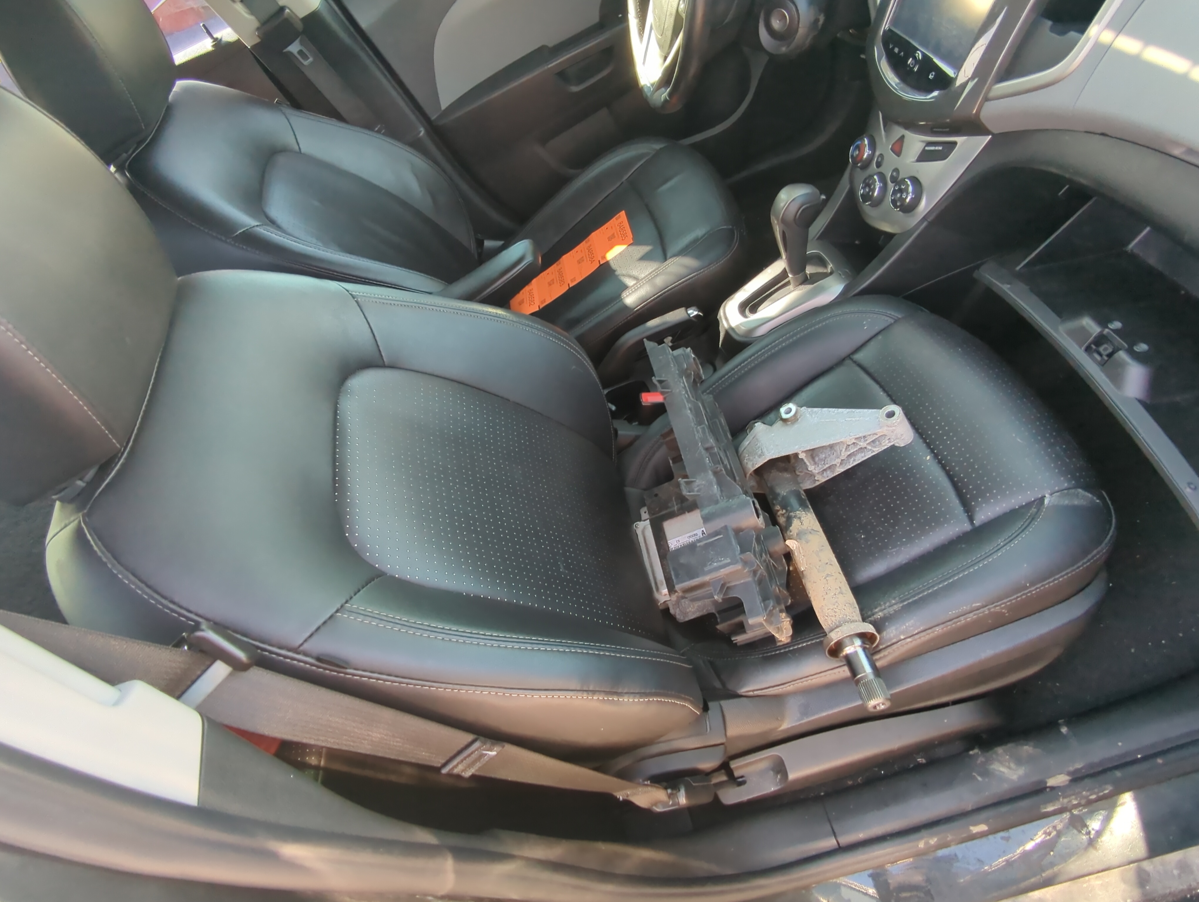Picture of 2013-2014 Chevrolet Sonic Passenger Front Seat Oem 849824