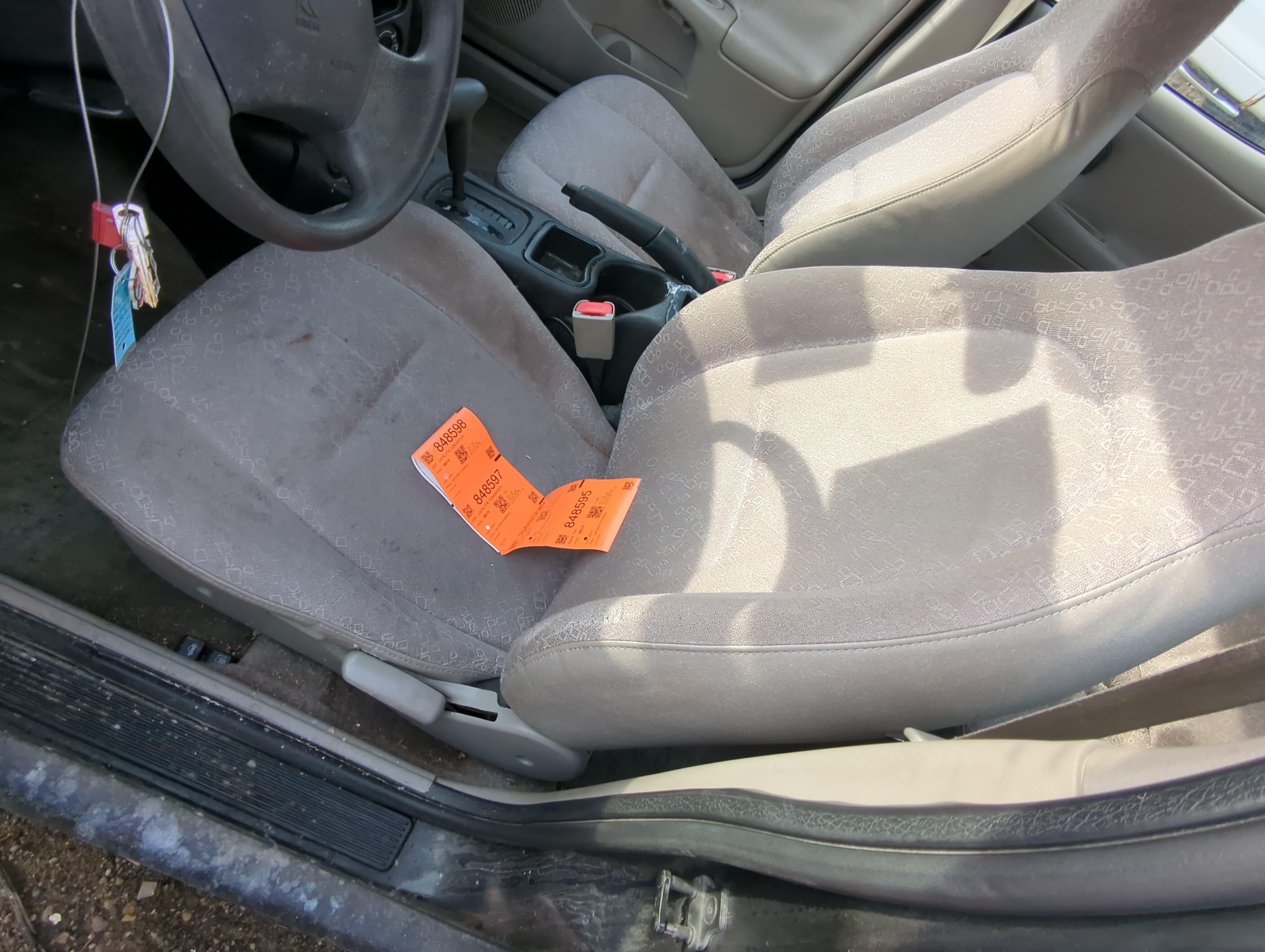 Saturn Saturn S Series Driver Front Seat Oem 849919 - Oemusedautoparts1.com