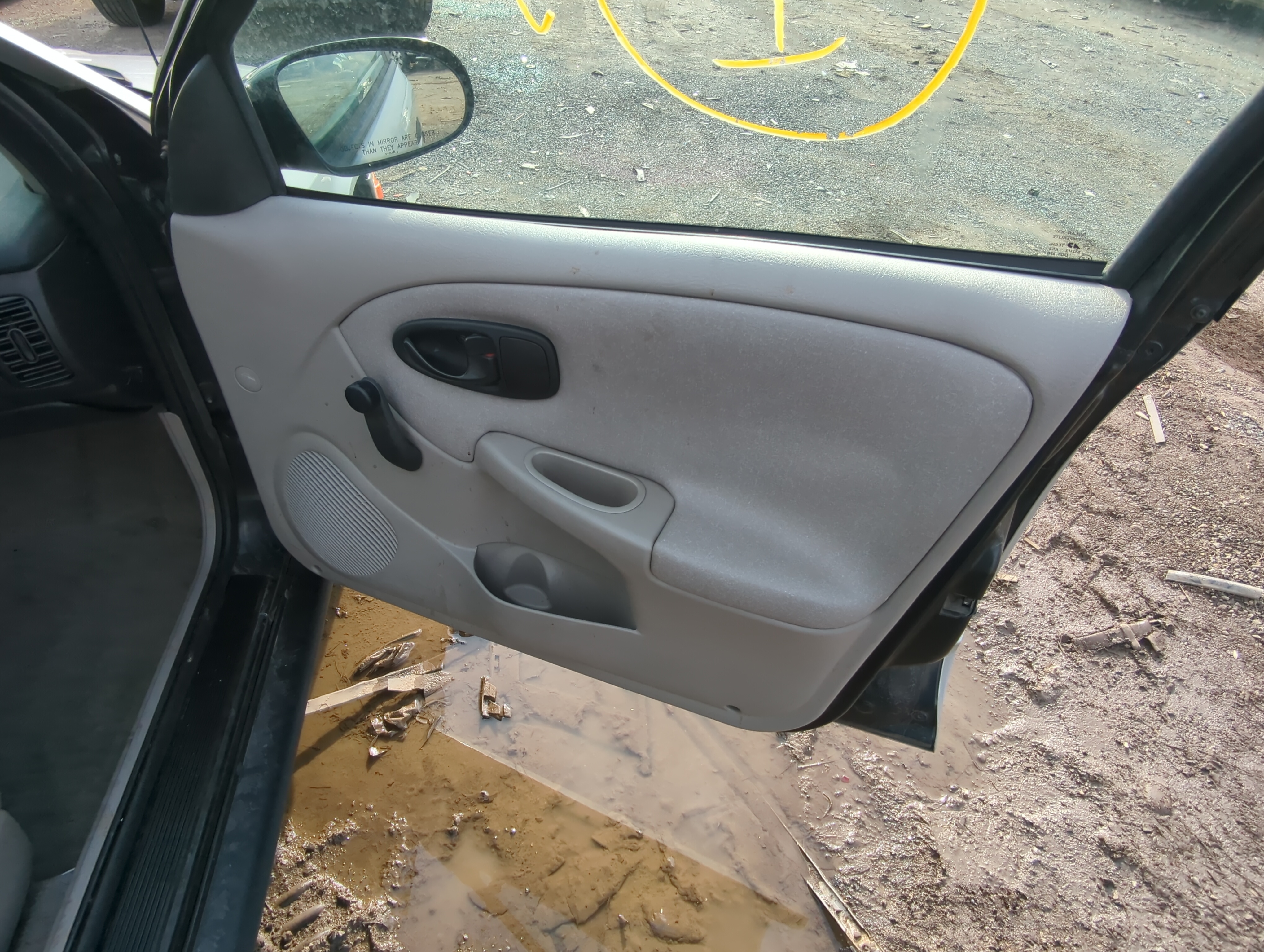 Door Panels 2002 SATURN SATURN S SERIES - Oemusedautoparts1.com