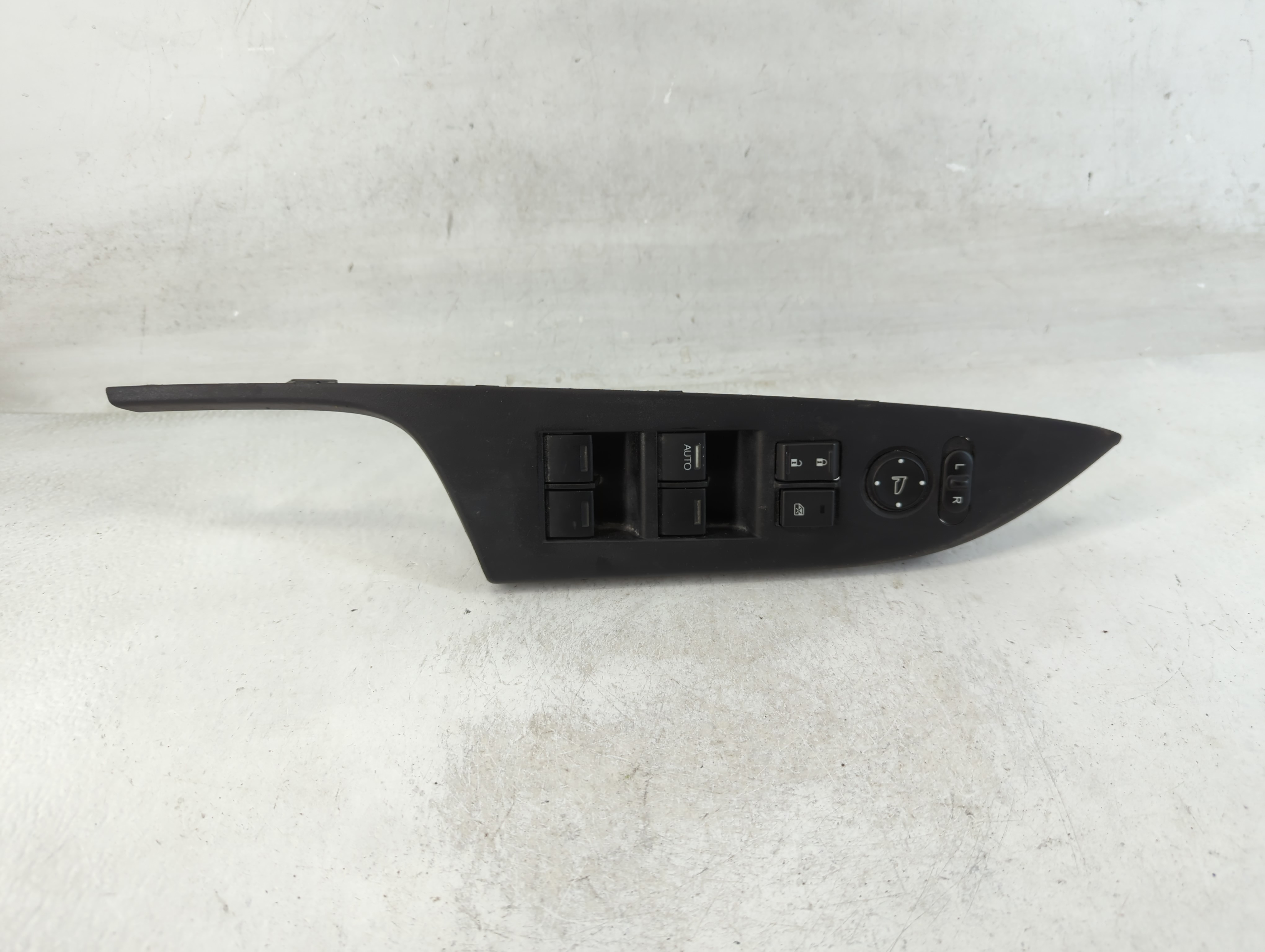 2013-2017 Honda Accord Driver Left Door Master Power Window Switch 850280 - Oemusedautoparts1.com
