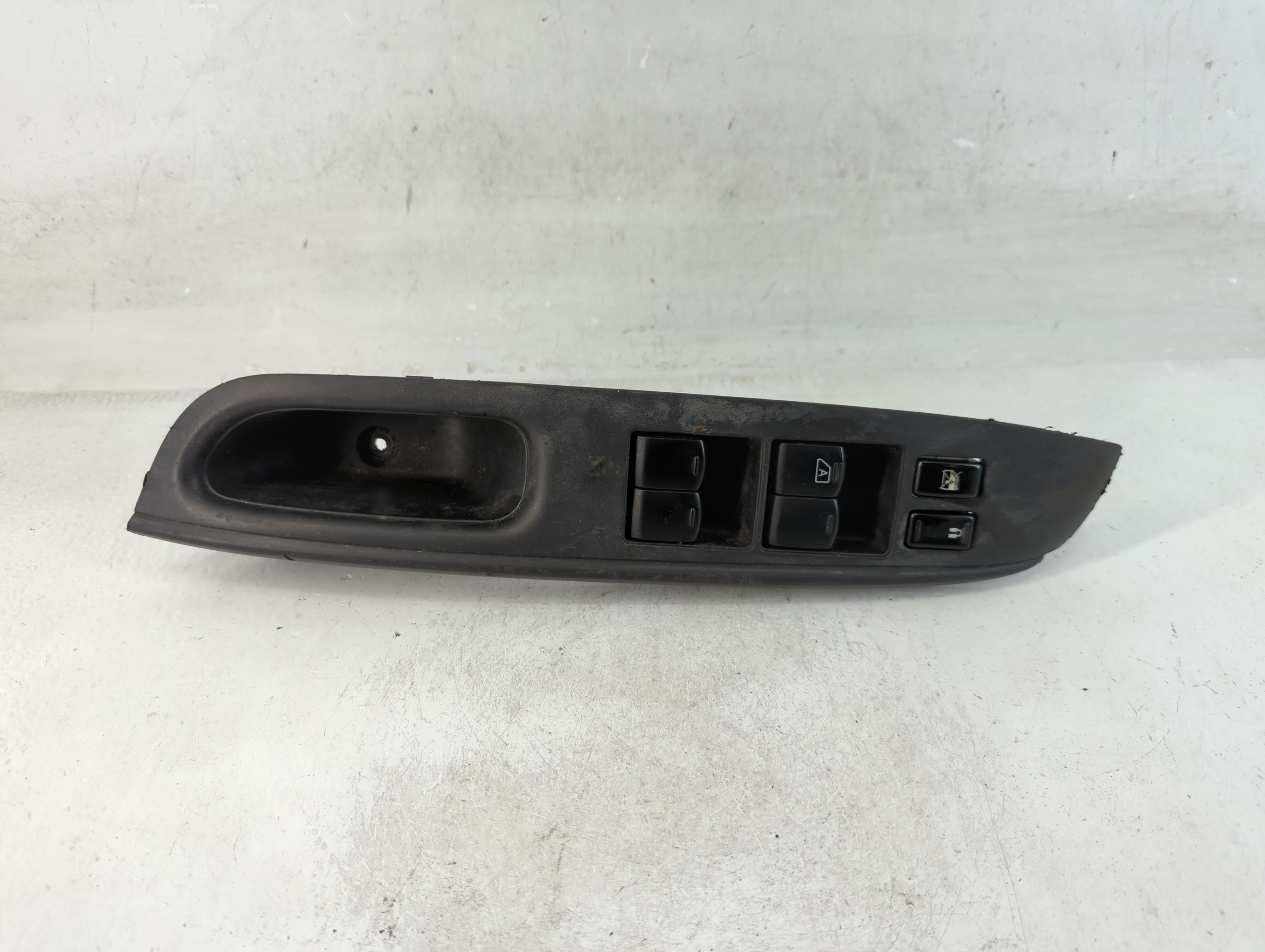 Nissan Versa Note Driver Left Door Master Power Window Switch 850287 - Oemusedautoparts1.com
