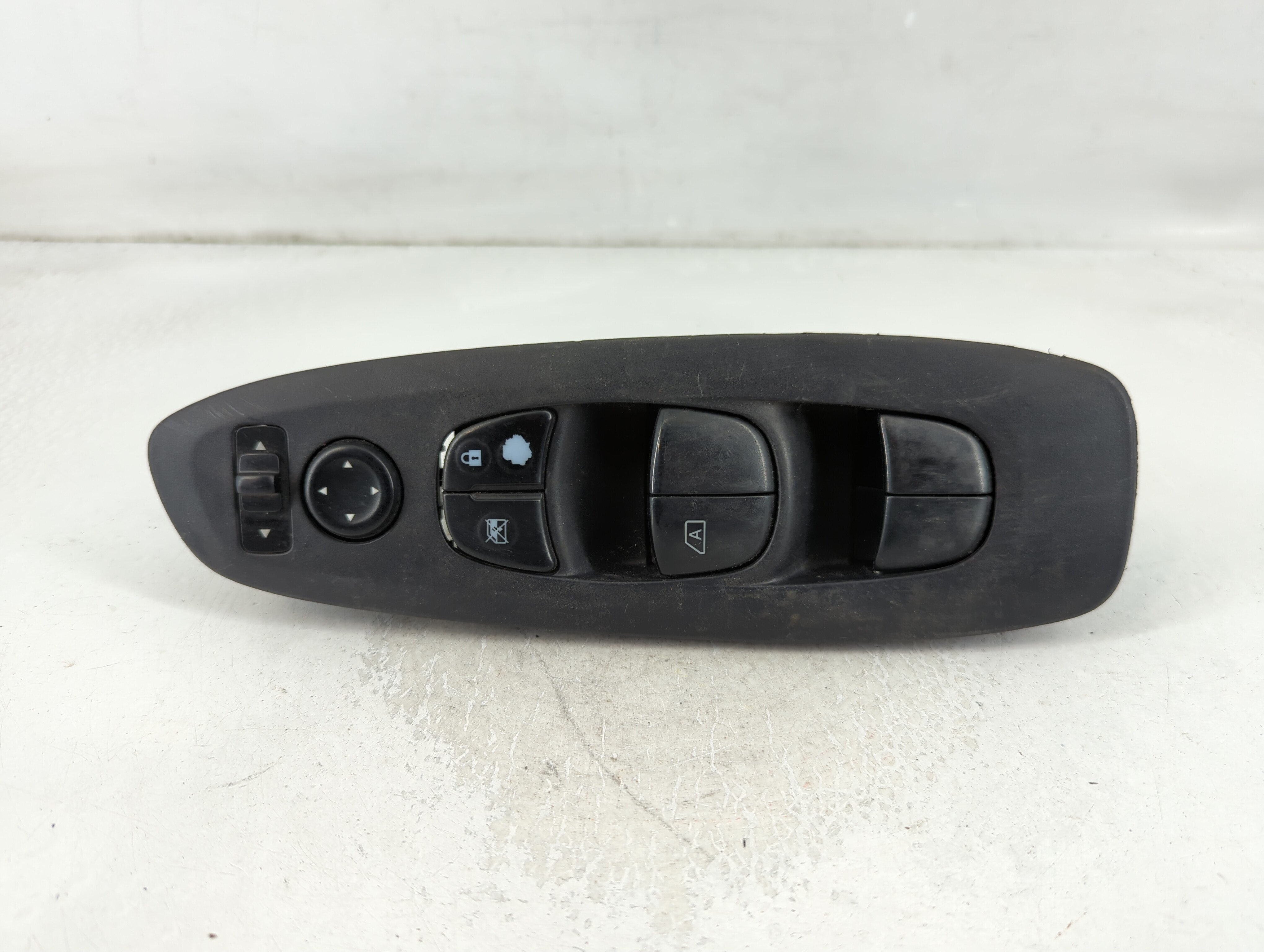 Picture of 2013-2020 Nissan Pathfinder Driver Left Door Master Power Window Switch 850333
