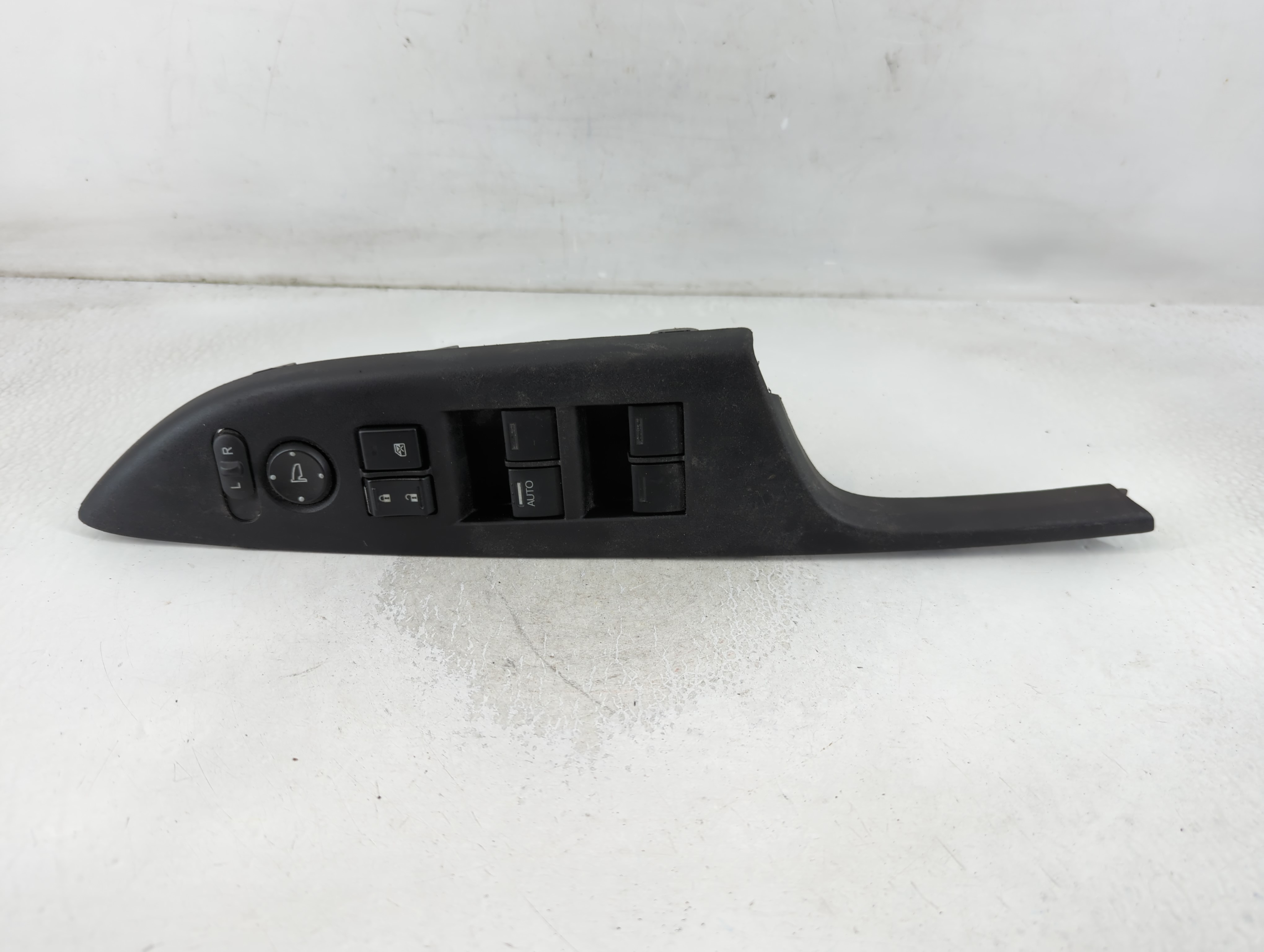 Picture of 2013-2017 Honda Accord Driver Left Door Master Power Window Switch M48382 850334