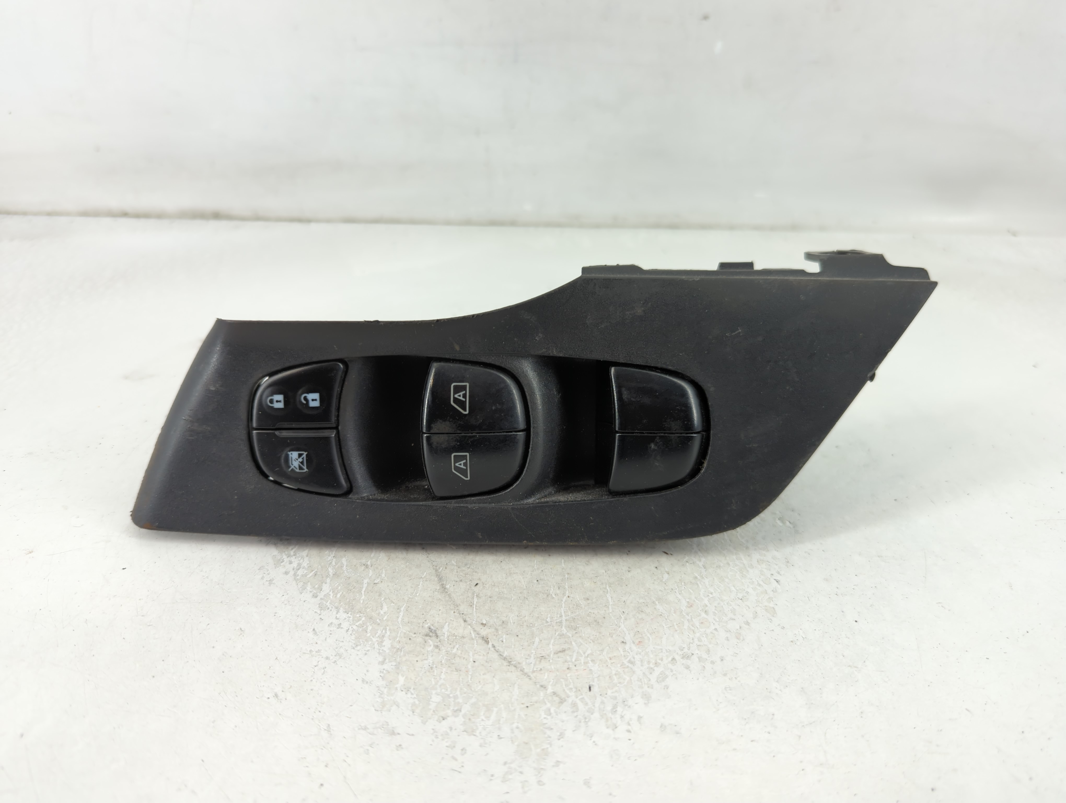 2013-2018 Nissan Altima Driver Left Door Master Power Window Switch 850343 - Oemusedautoparts1.com