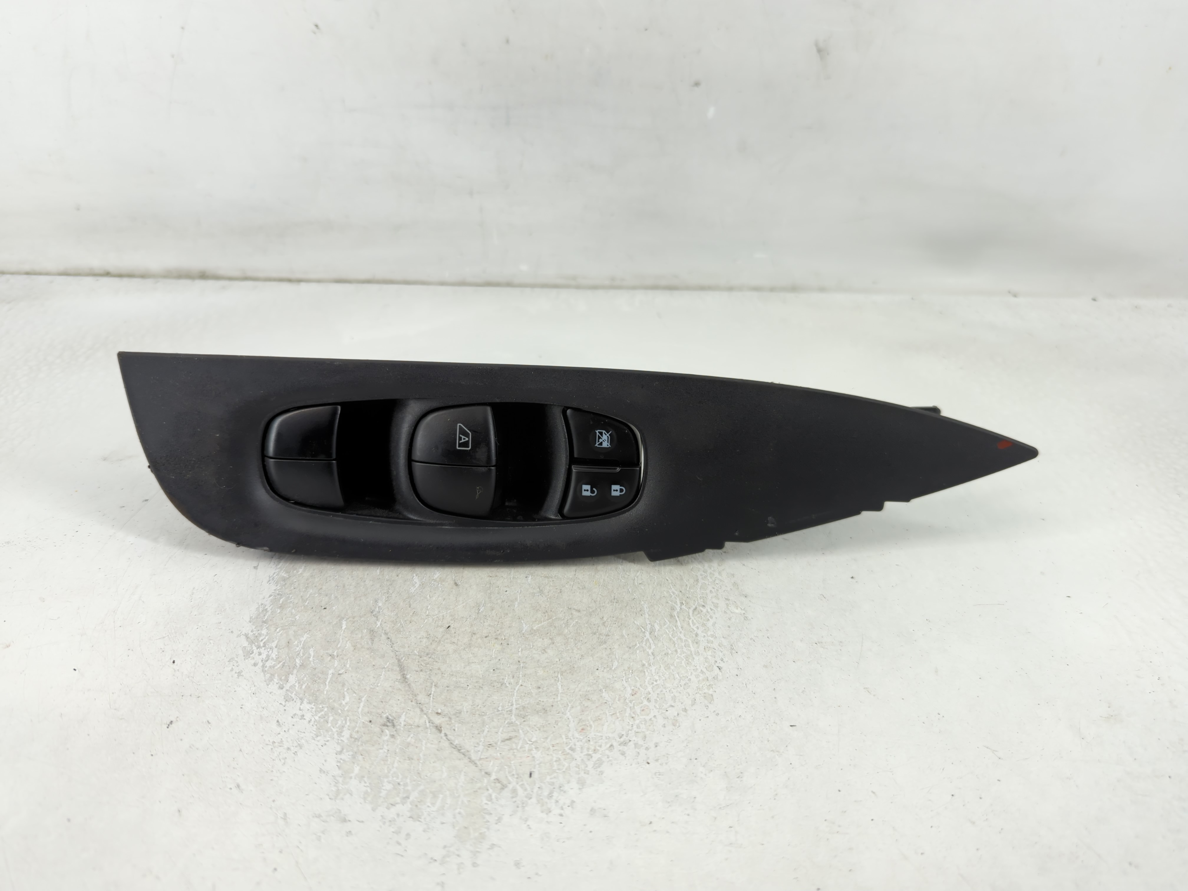 2014-2020 Nissan Rogue Driver Left Door Master Power Window Switch 850353 - Oemusedautoparts1.com
