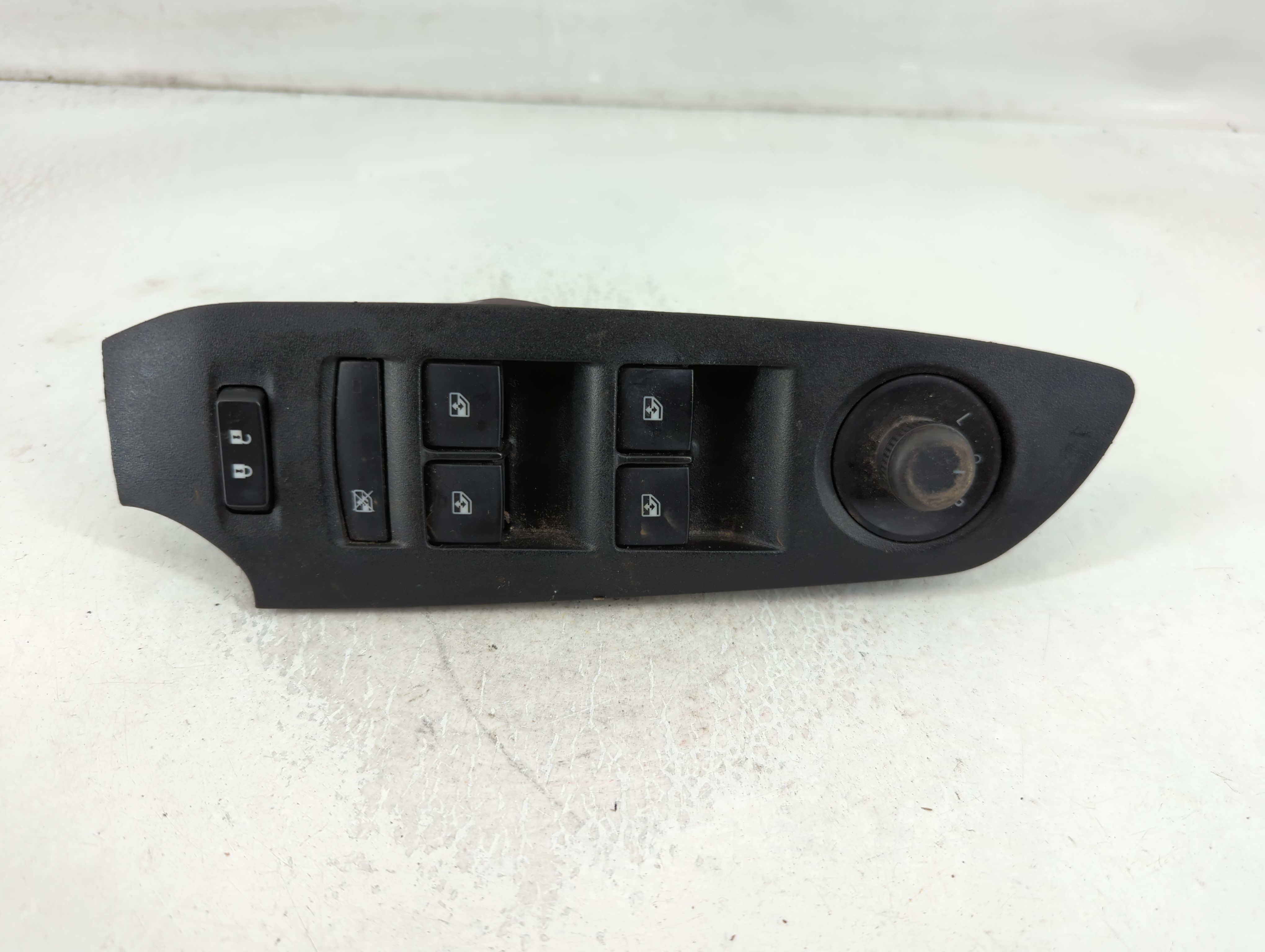 2017-2020 Buick Encore Driver Left Door Master Power Window Switch 850364 - Oemusedautoparts1.com