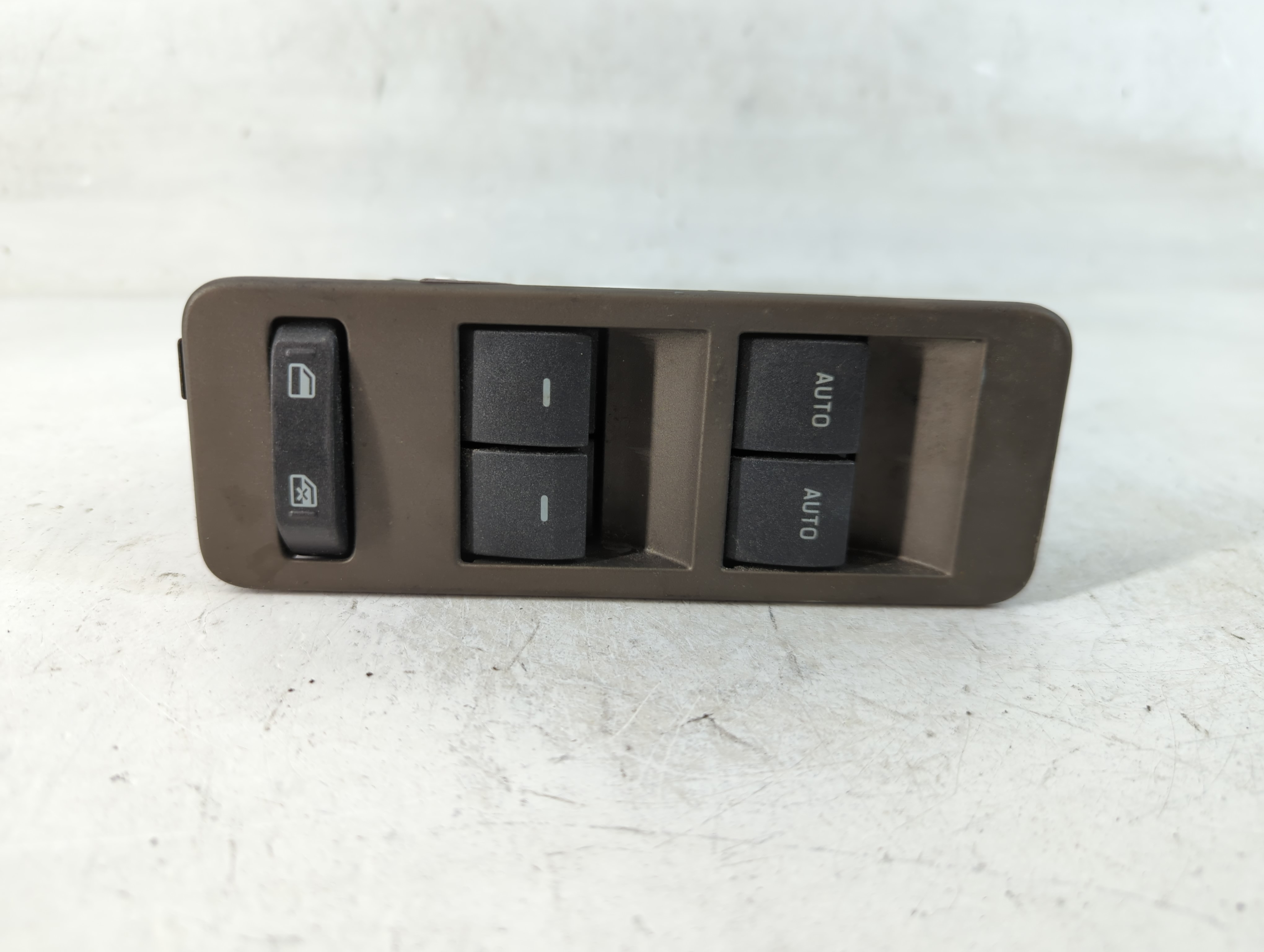 2011-2015 Lincoln Mkx Driver Left Door Master Power Window Switch 850382 - Oemusedautoparts1.com
